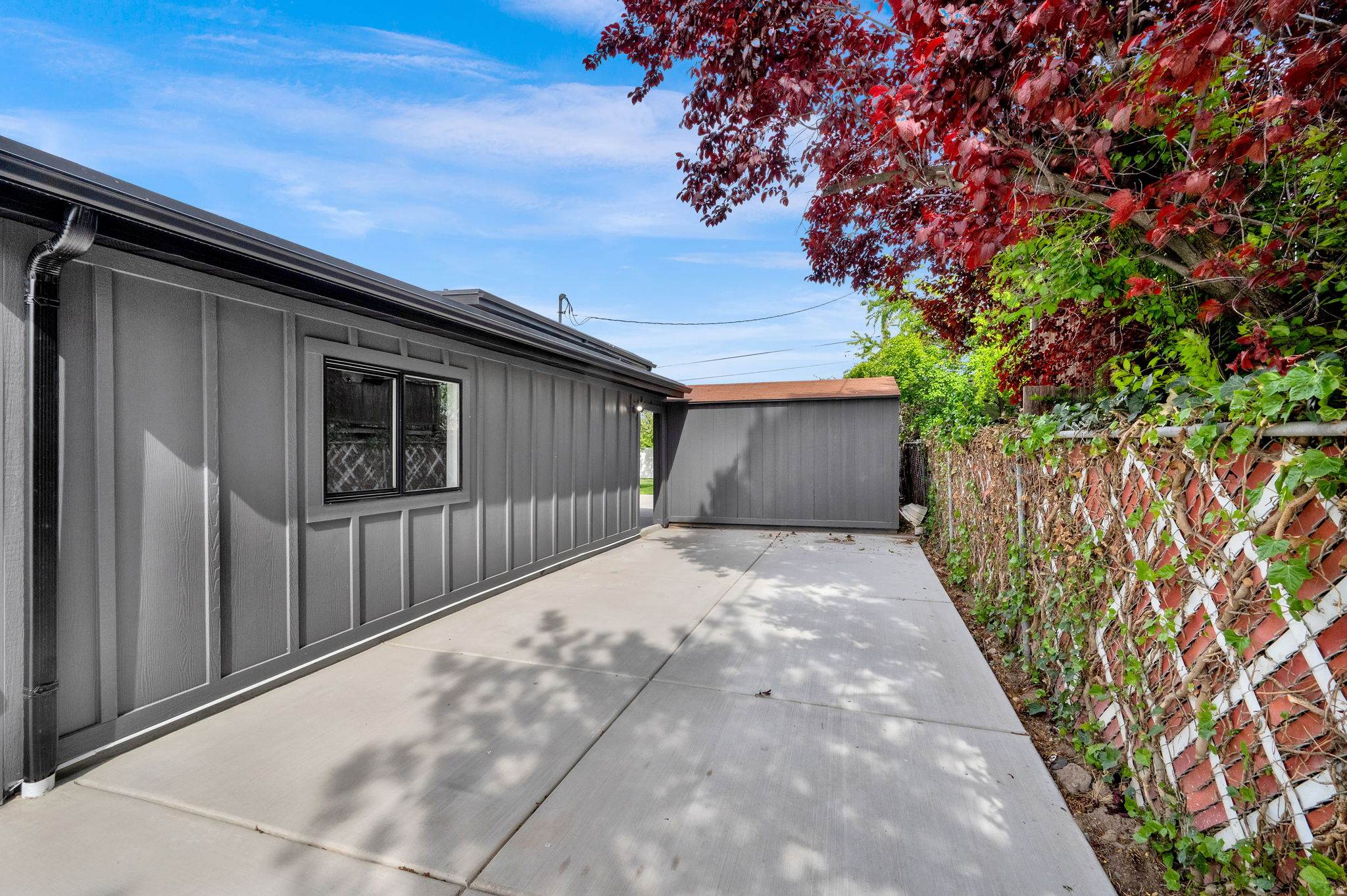 ROLLING MEADOWS - Residential