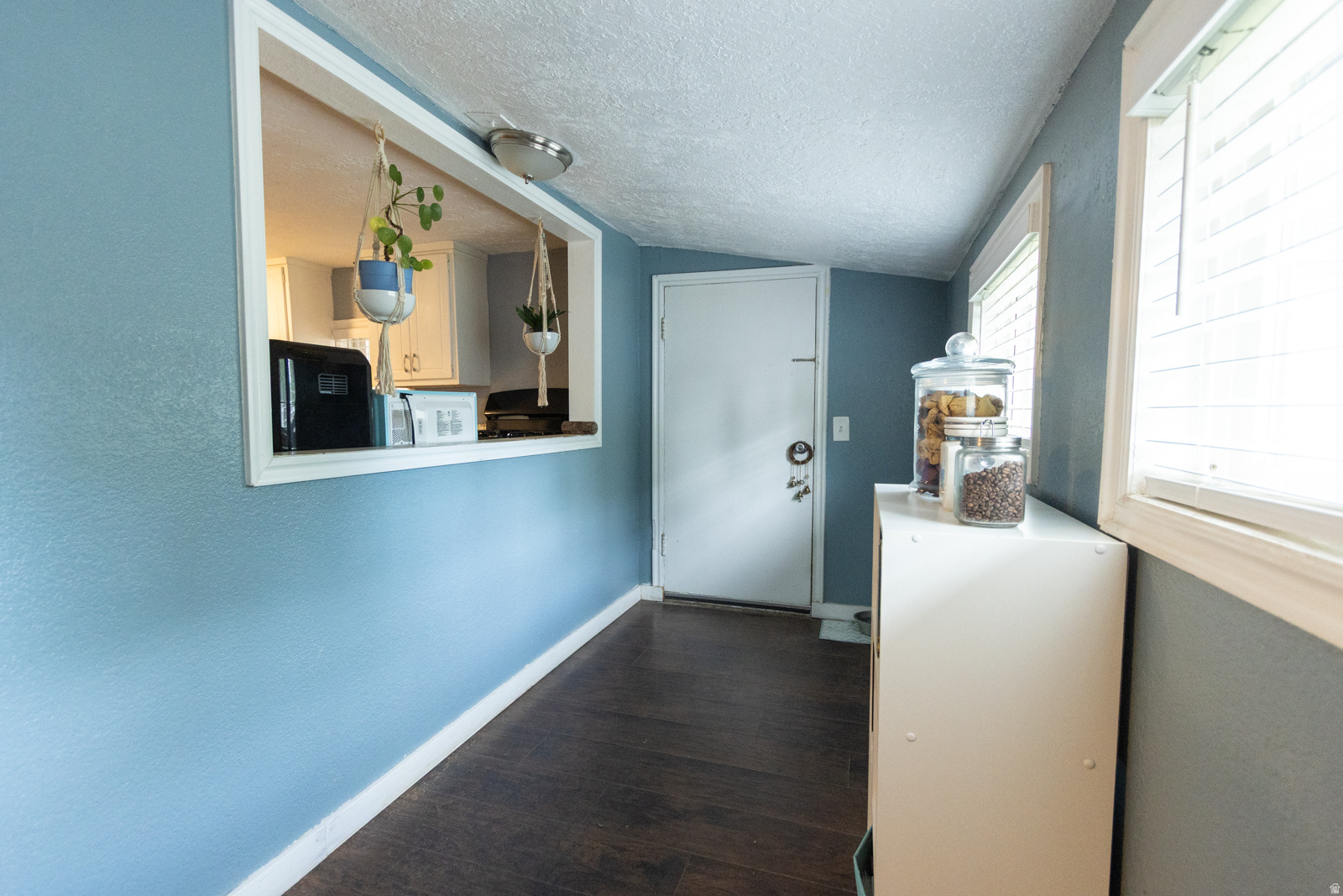 EAST LYNN - Residential