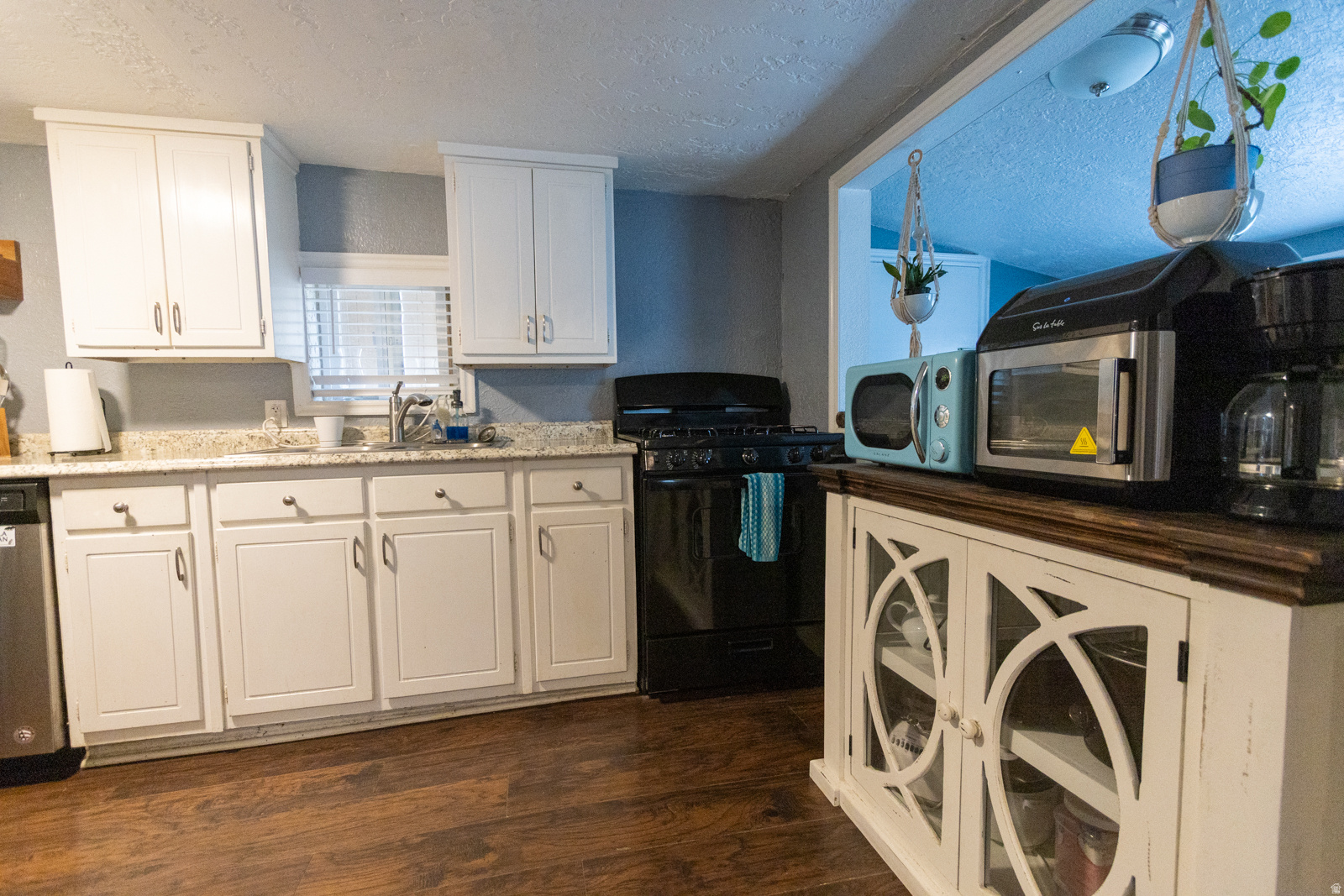 EAST LYNN - Residential