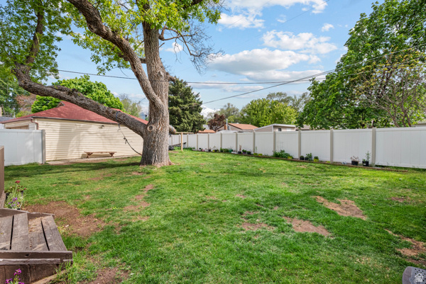 BROOKSIDE - Residential