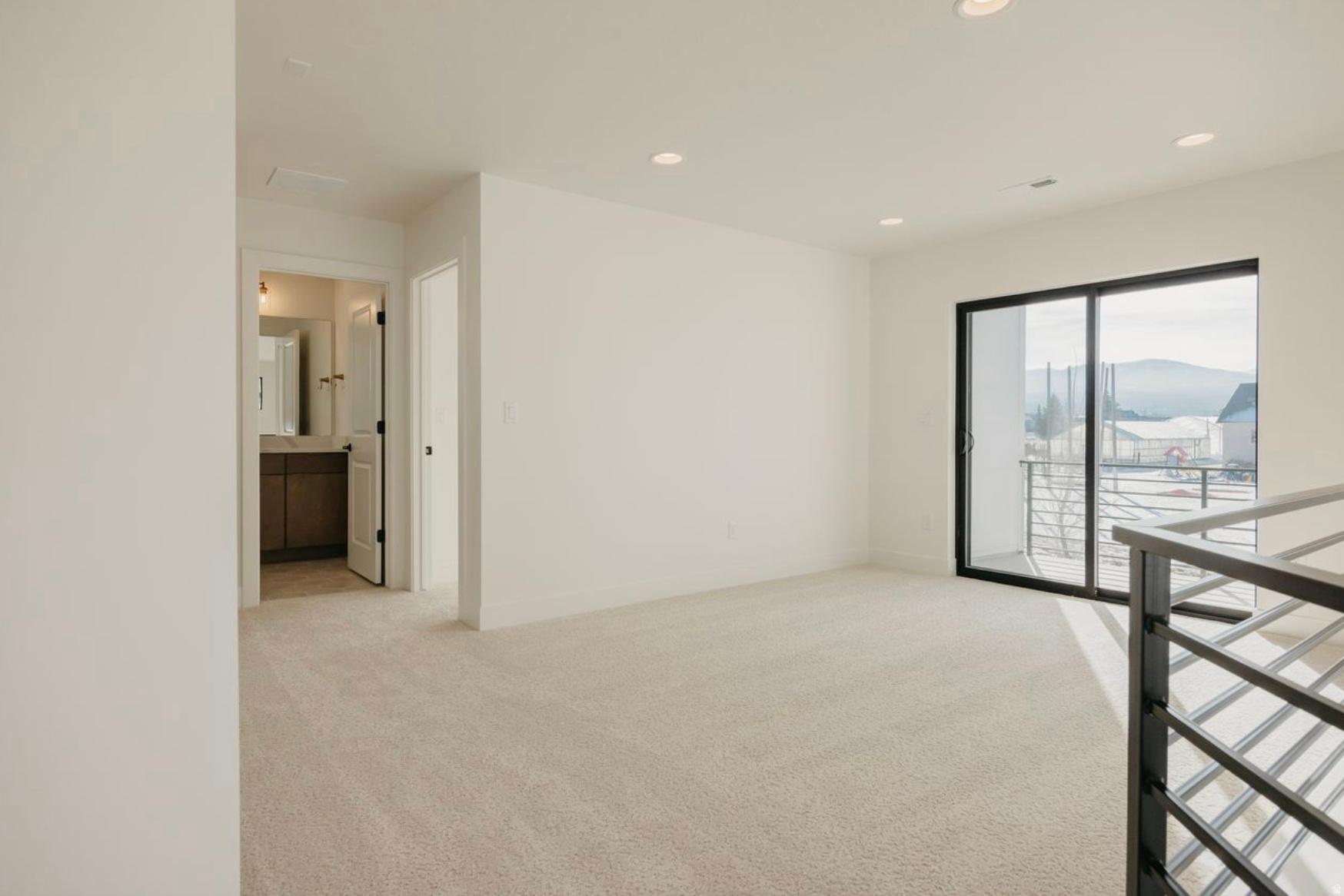 THE CROSSINGS - Residential