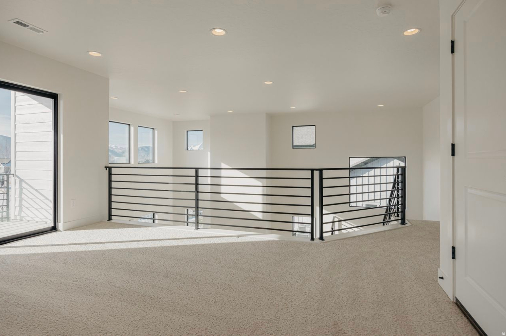 THE CROSSINGS - Residential