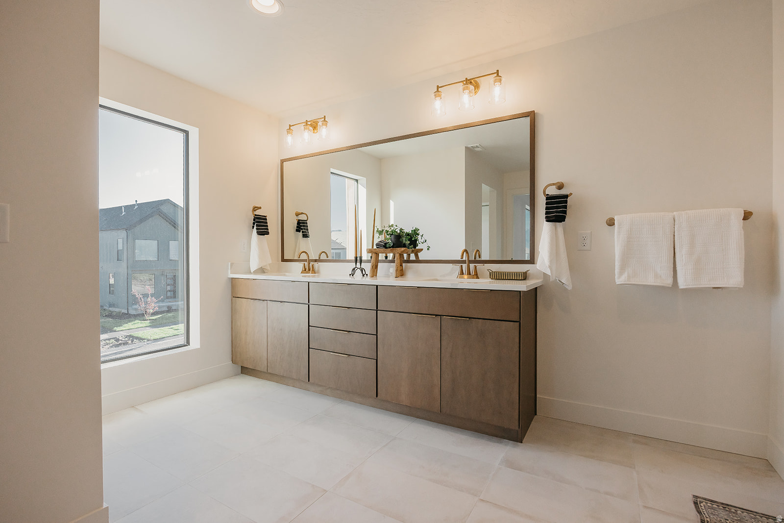 THE CROSSINGS - Residential