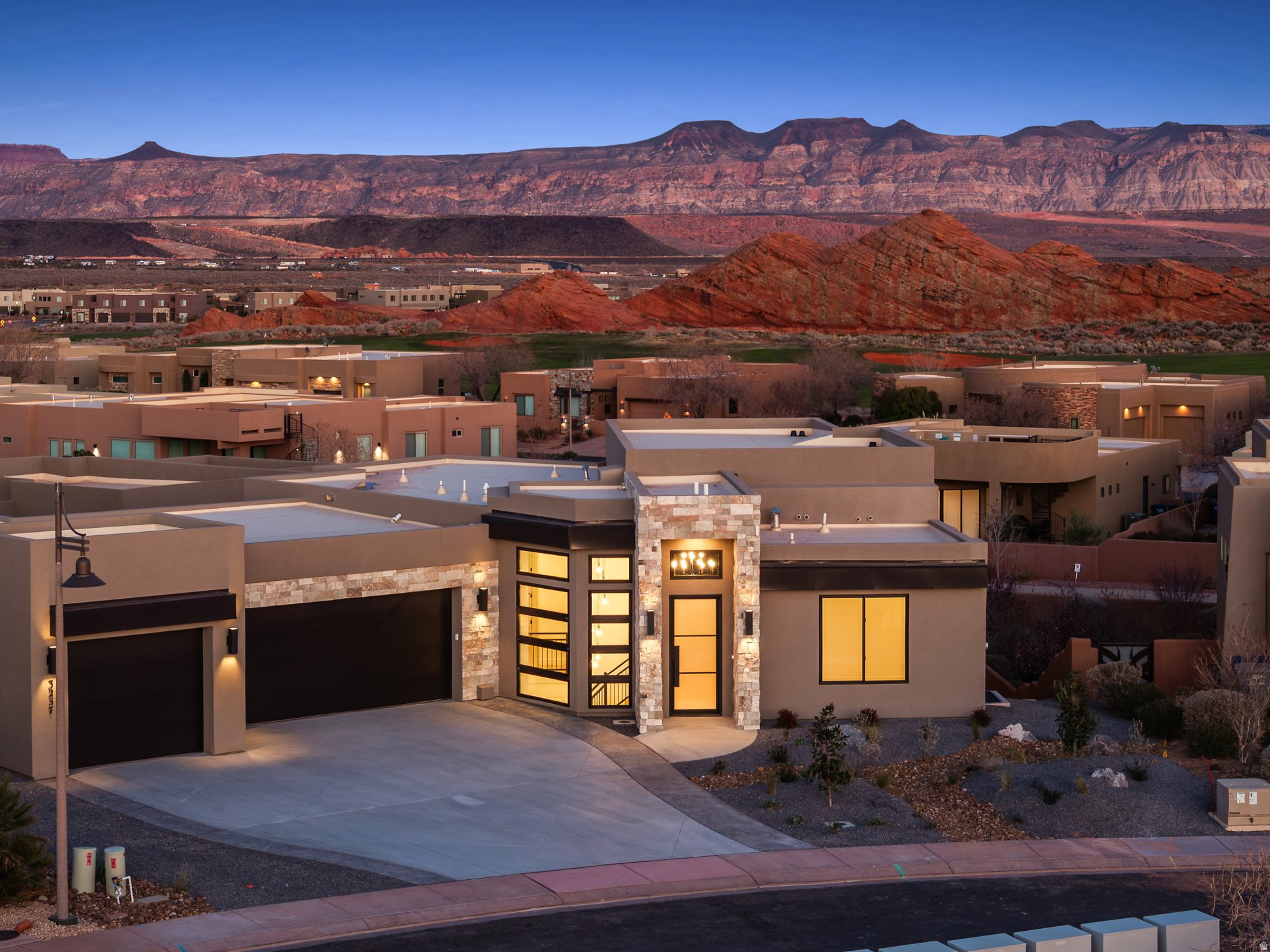 DUNES AT SAND HOLLOW - Residential