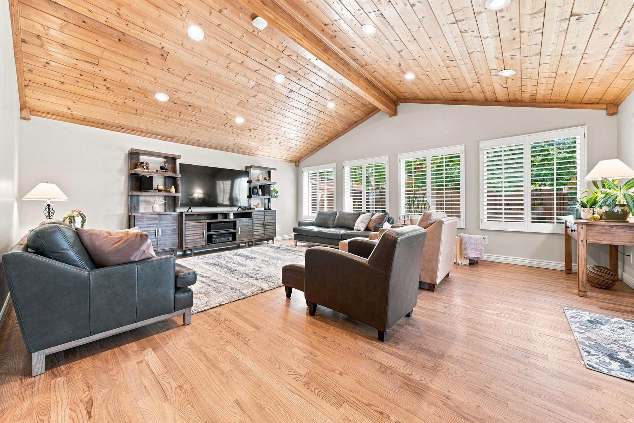 SOMERSET ESTATES - Residential