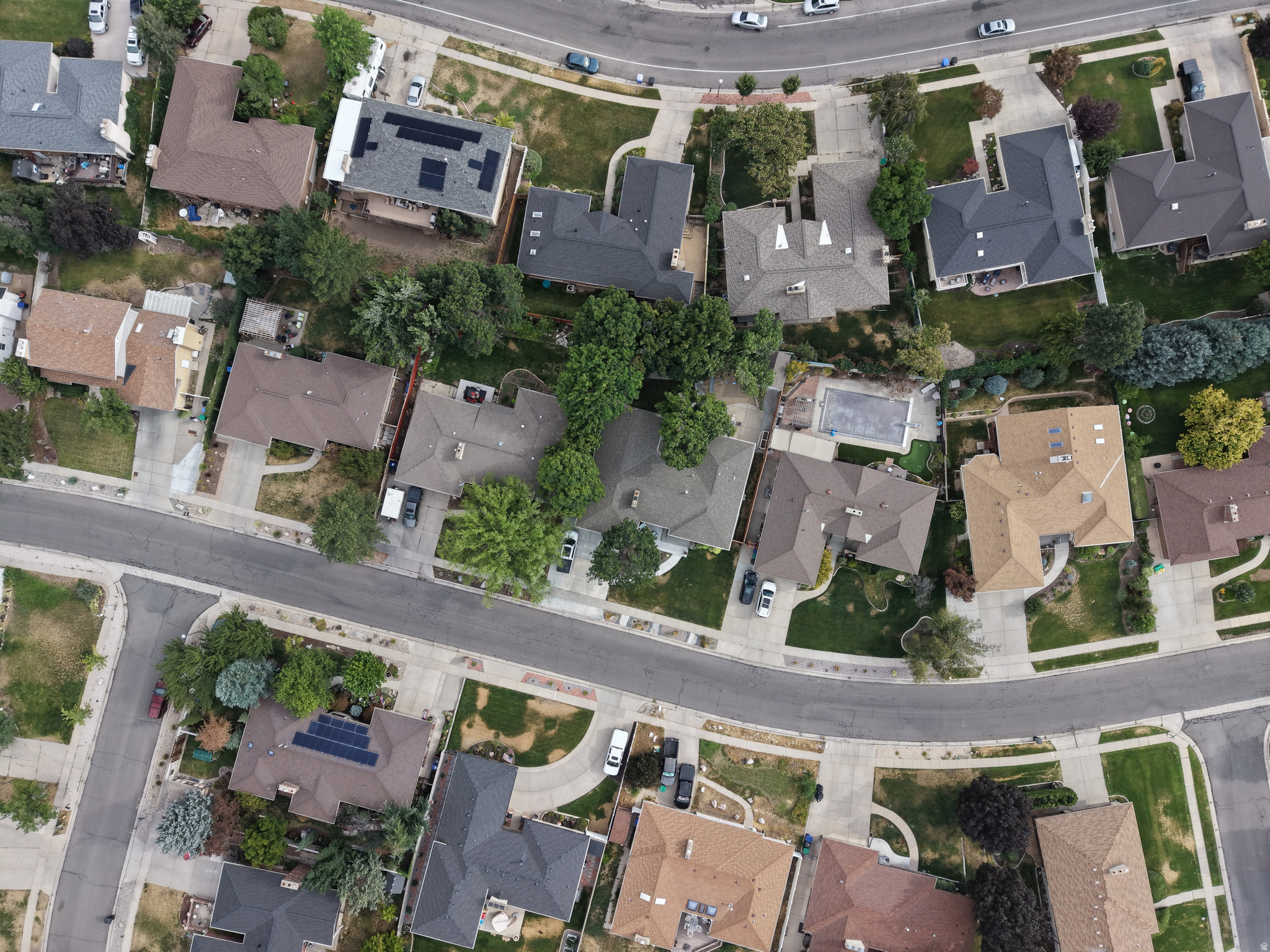 SOMERSET ESTATES - Residential