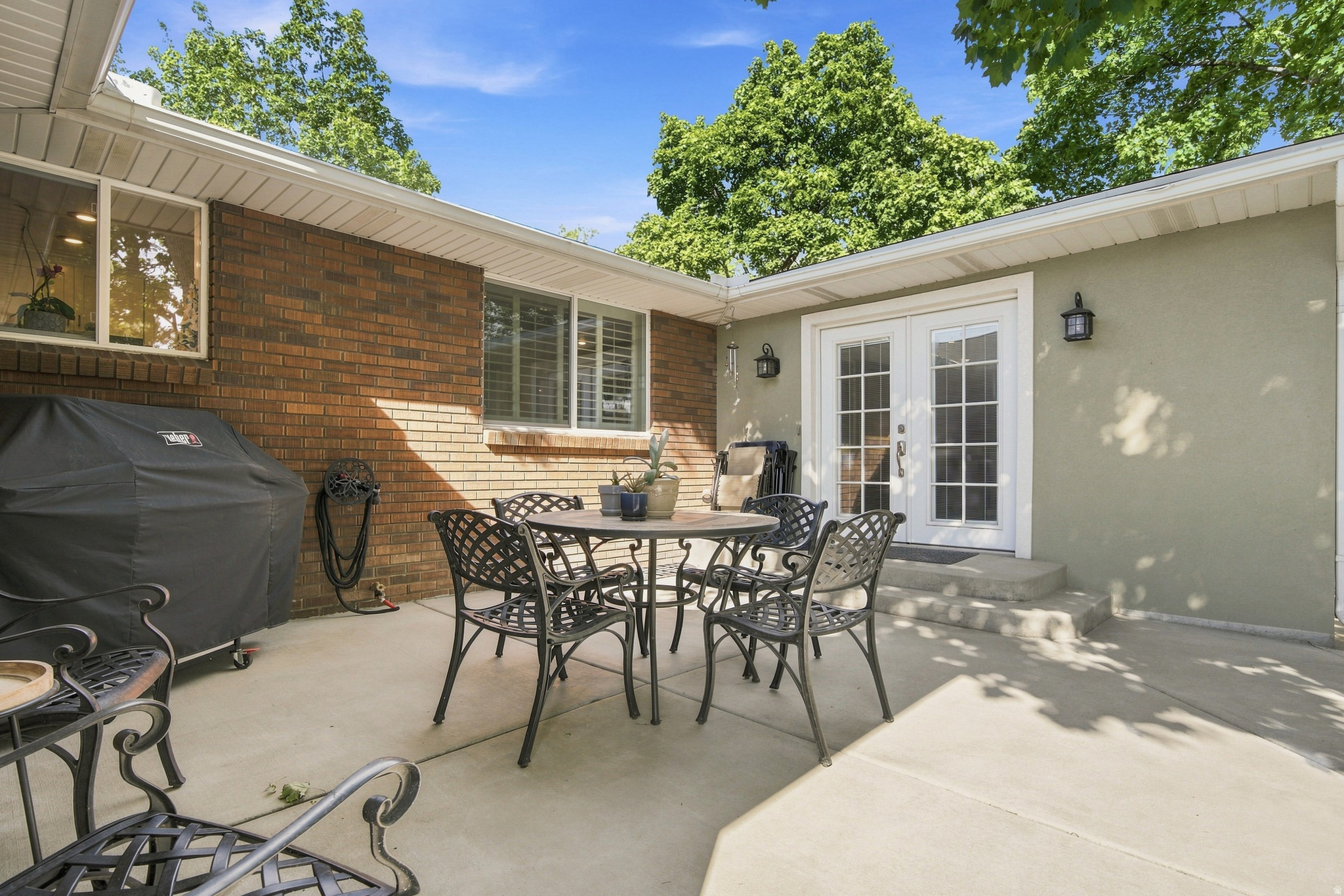 SOMERSET ESTATES - Residential