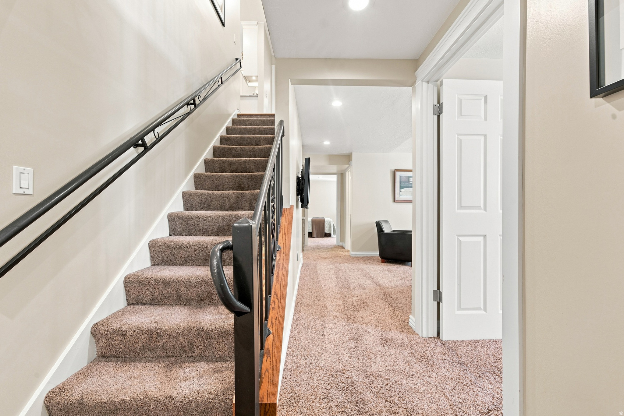 SOMERSET ESTATES - Residential
