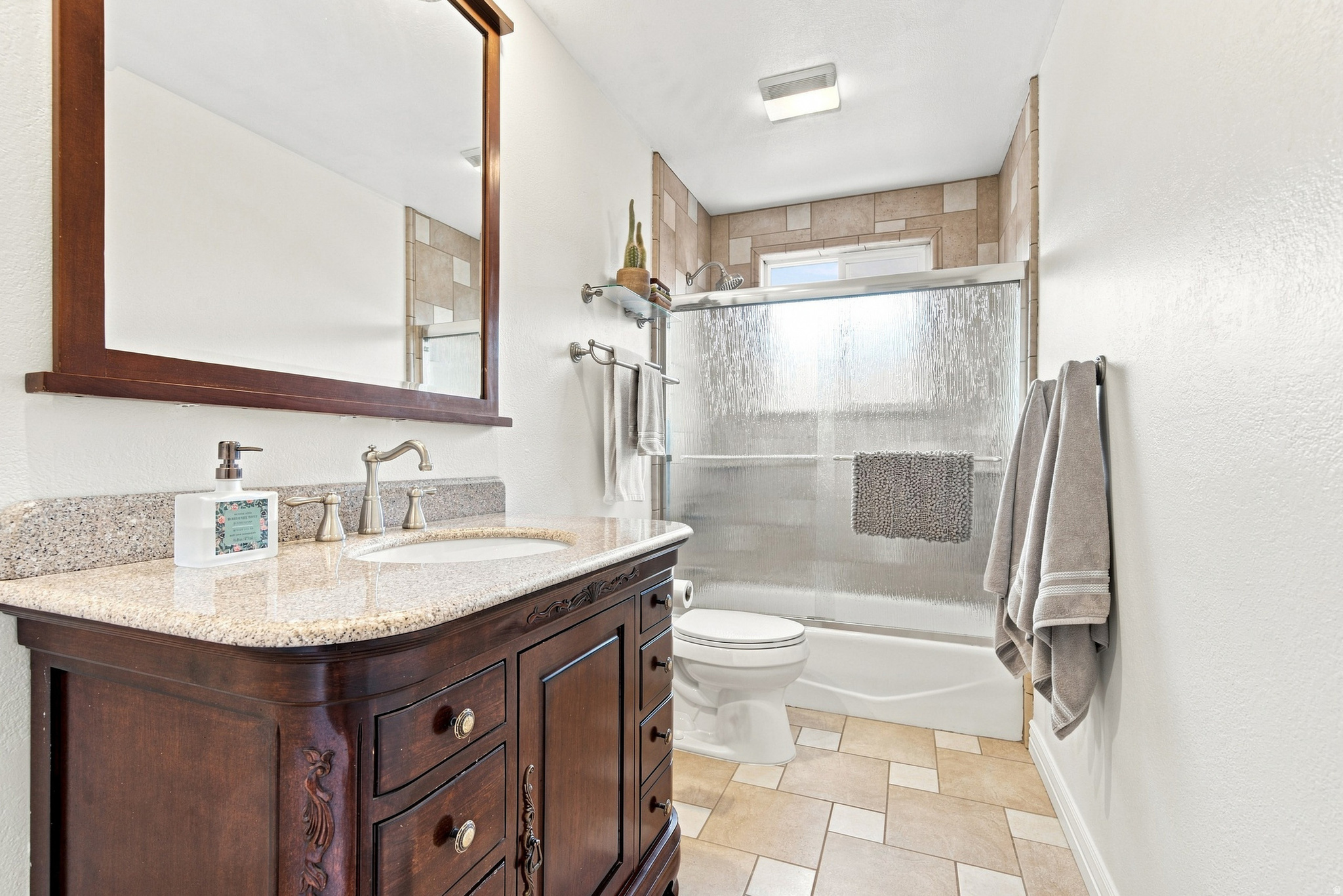 SOMERSET ESTATES - Residential