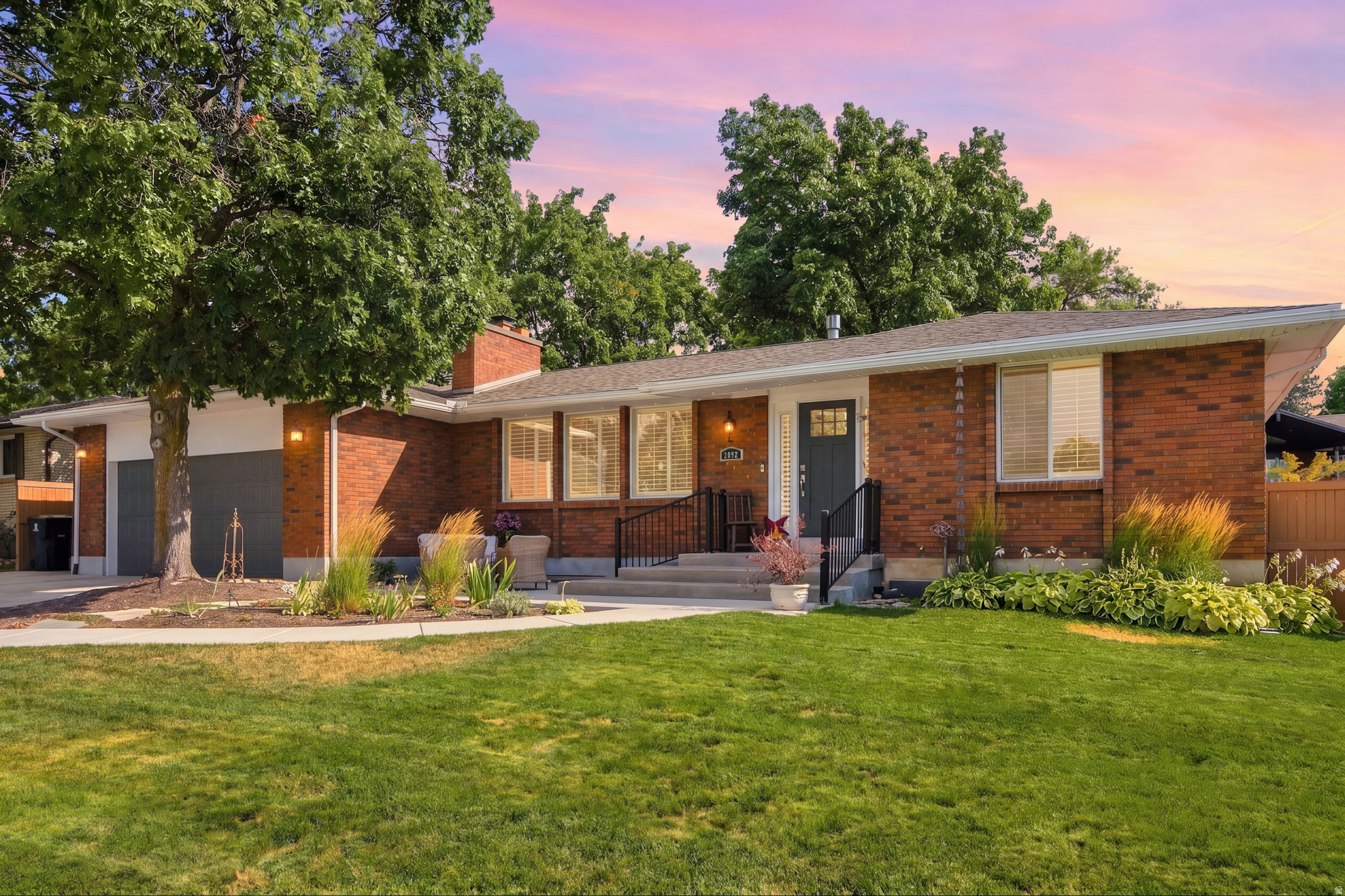 SOMERSET ESTATES - Residential