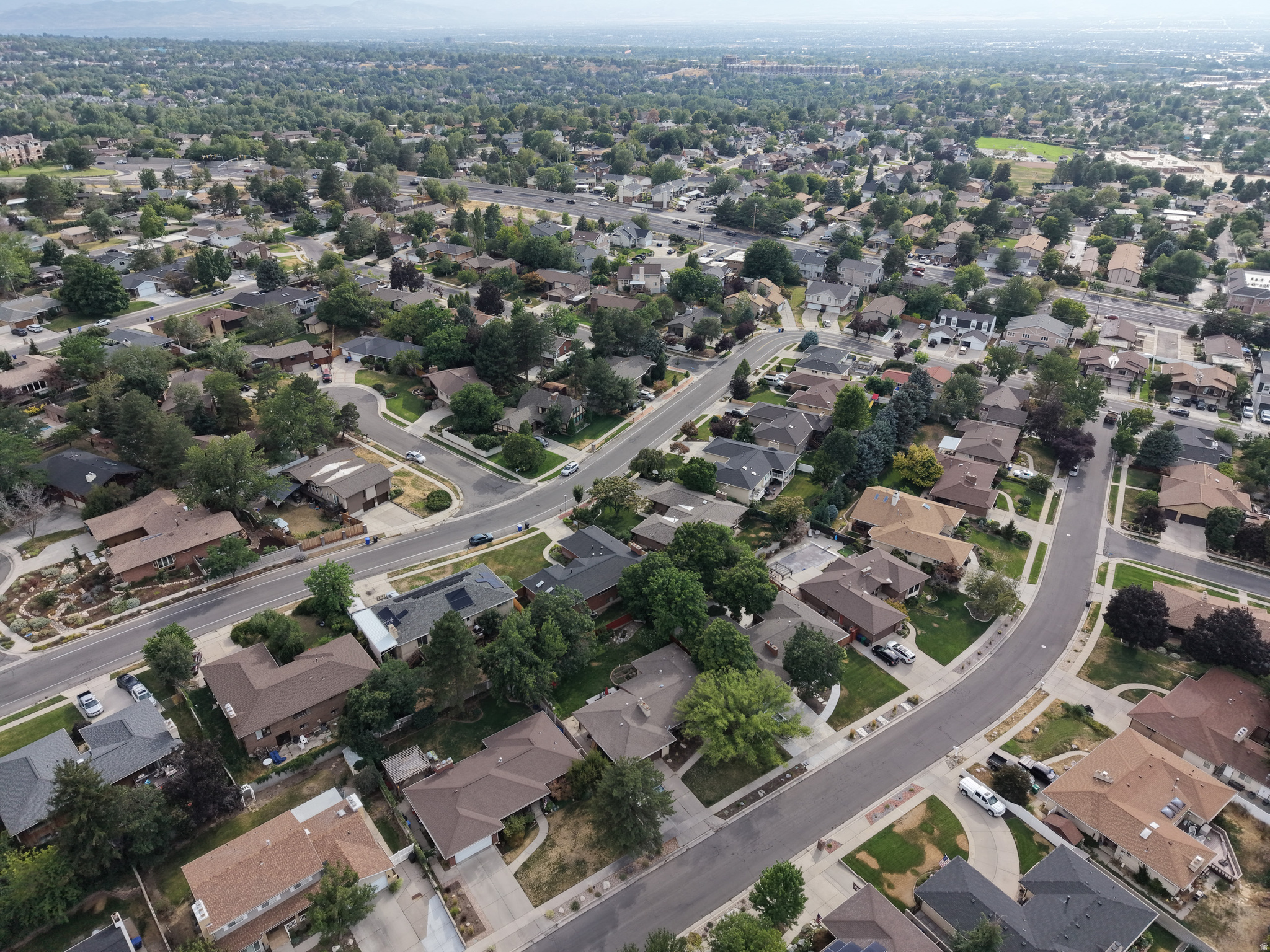 SOMERSET ESTATES - Residential