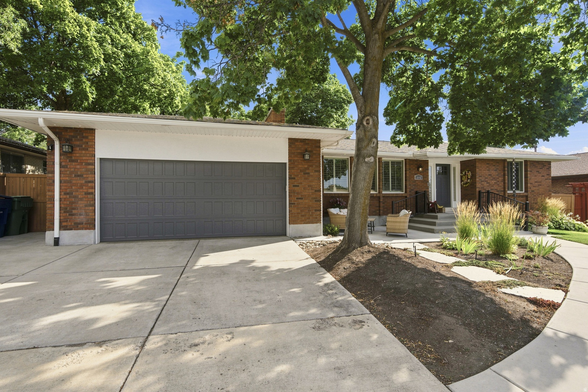 SOMERSET ESTATES - Residential