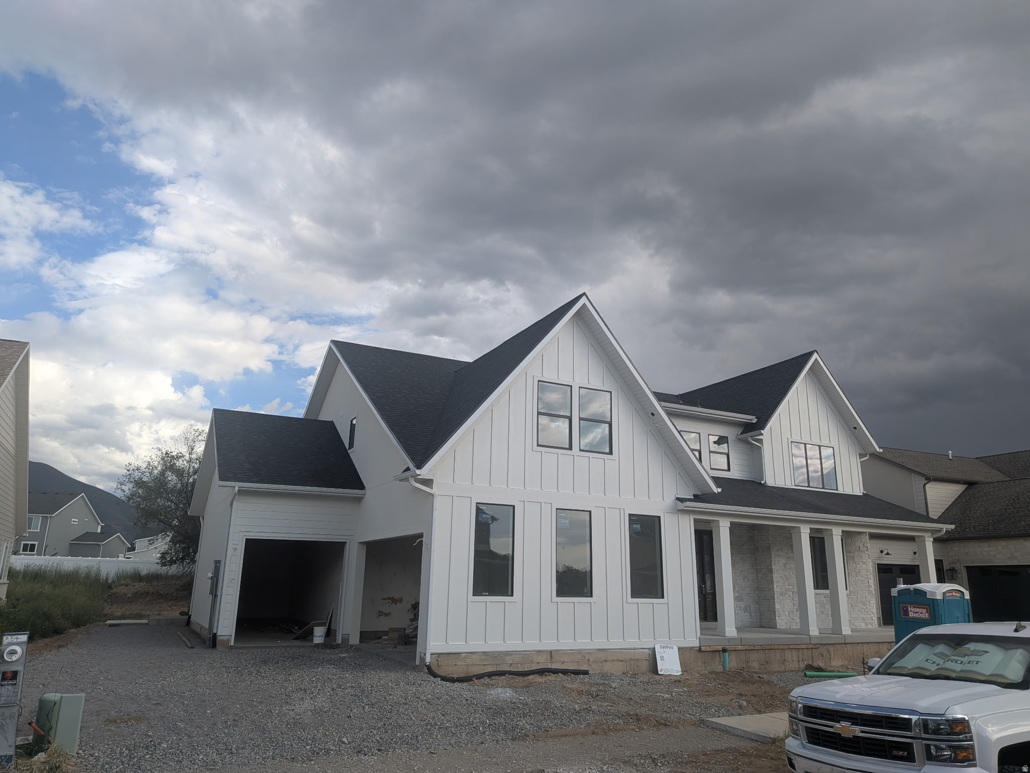 SUNRISE RANCH - Residential