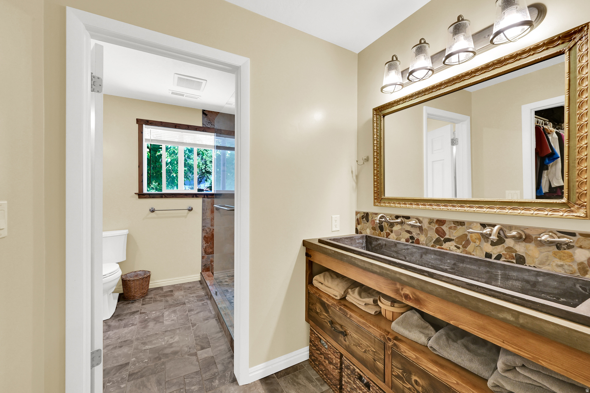 WESTWOOD MANOR - Residential