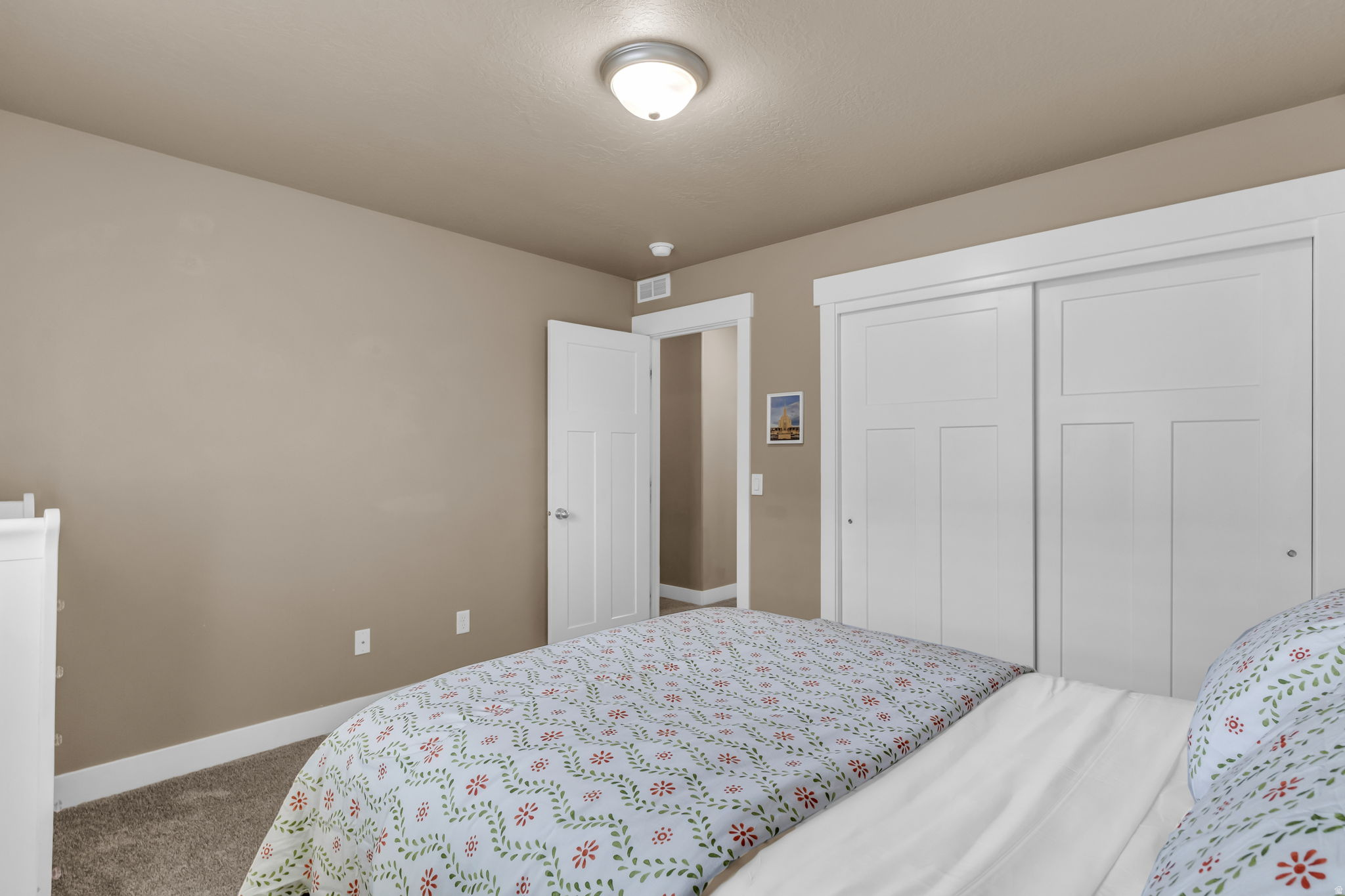 HIGH POINTE - Residential