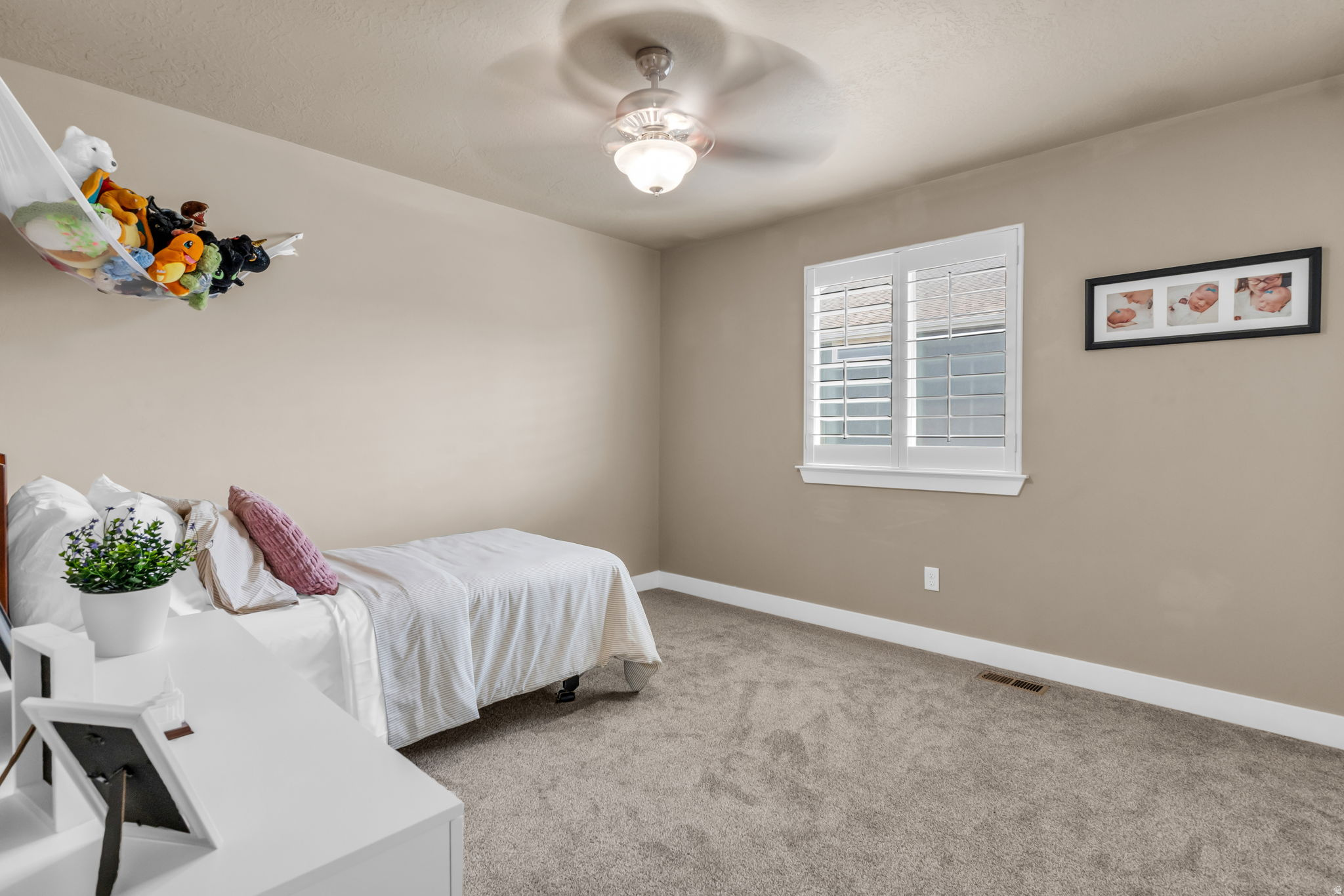 HIGH POINTE - Residential