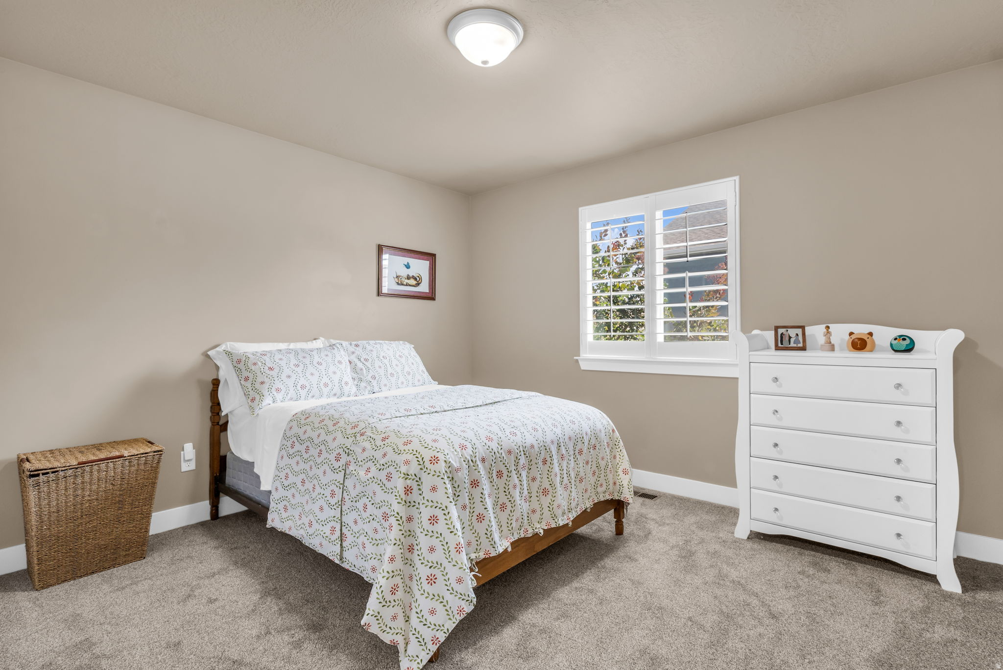 HIGH POINTE - Residential