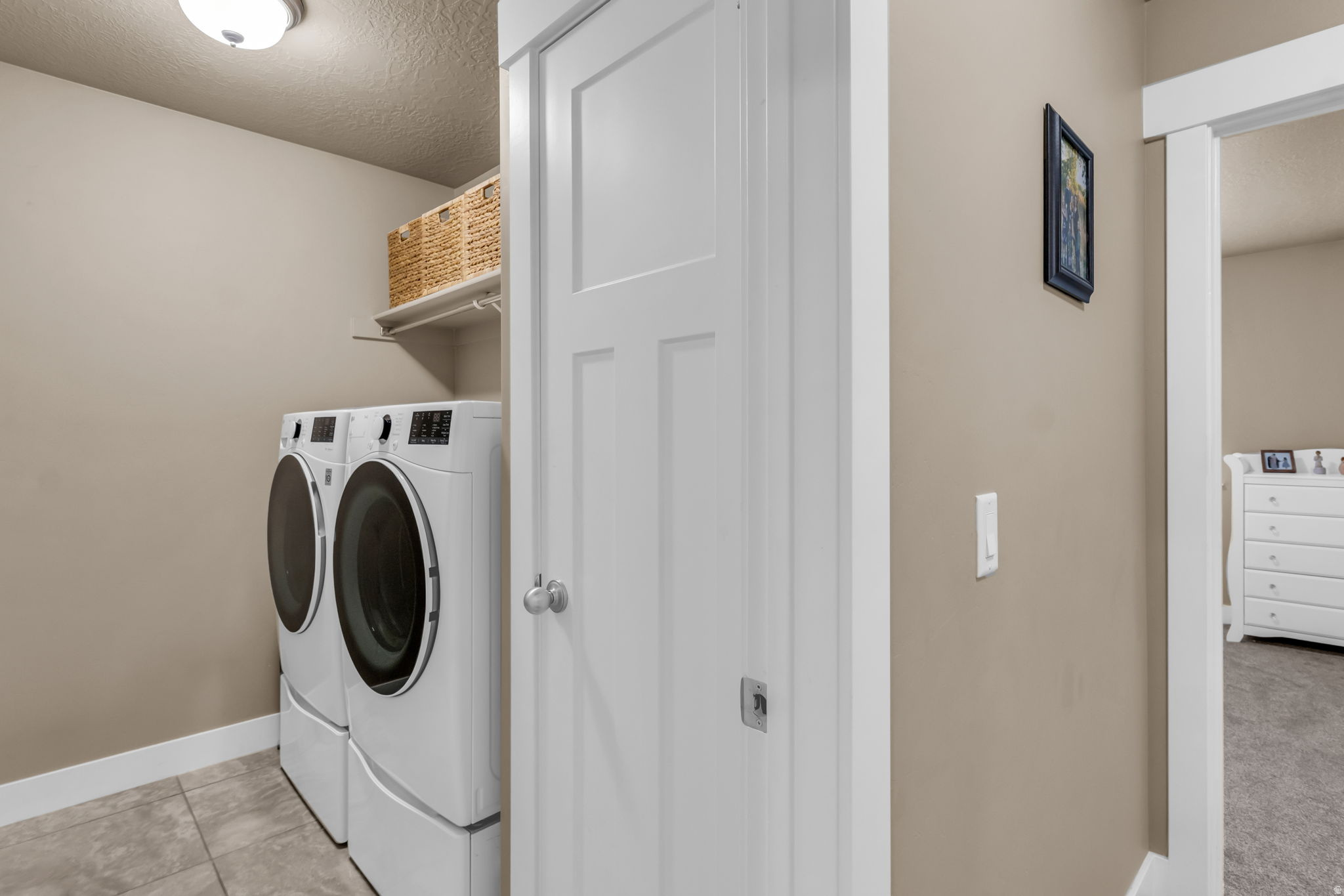 HIGH POINTE - Residential