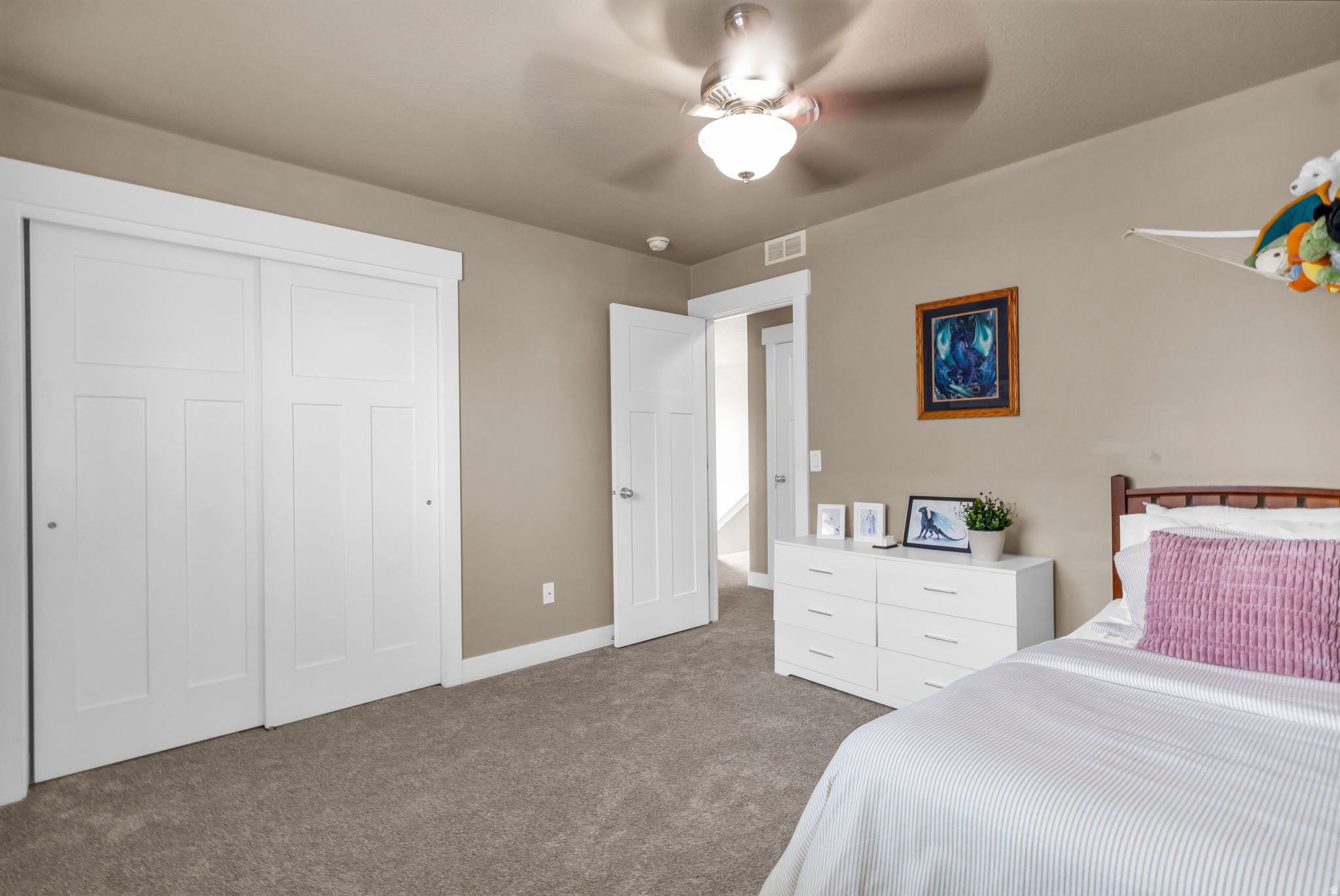 HIGH POINTE - Residential