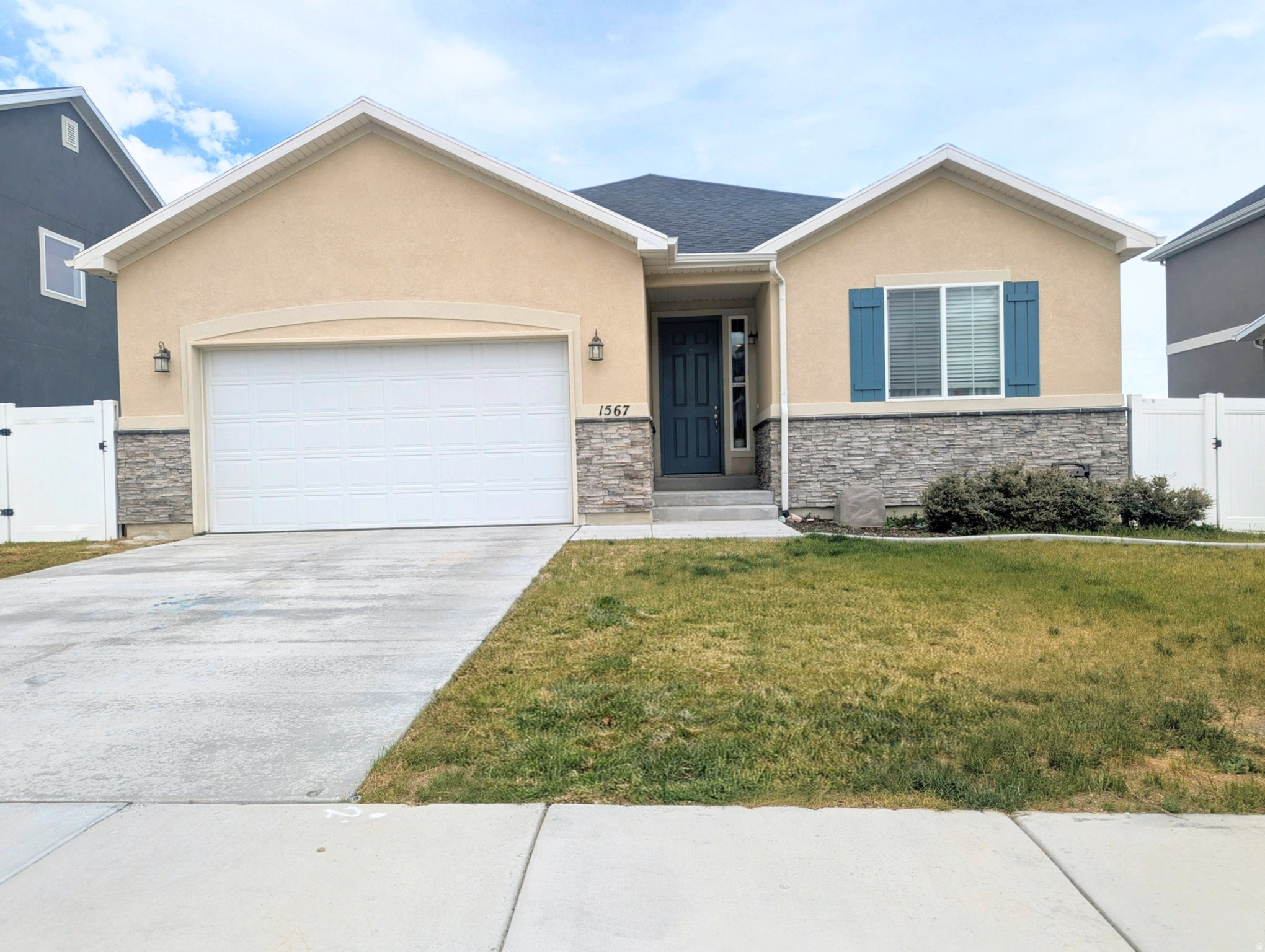 Beautiful Tooele residence with many amenities and comforts you may be searching for. This home offers bright and open living spaces with 9-foot ceilings and luxury vinyl plank flooring throughout the entire home. Featuring a large kitchen with a gas range, quartz countertops, and ample cabinet space. The spacious master bedroom is complete with an ensuite bath featuring double sinks, water closet, Shower and a walk-in closet. There are so many possibilities in the unfinished basement where you could add additional bedrooms, a bathroom and common living space. This home also offers convenient access to local amenities such a schools, parks, Healthcare, shopping and so much more. Fiber recently run throughout the neighborhood. Schedule your showing today.
