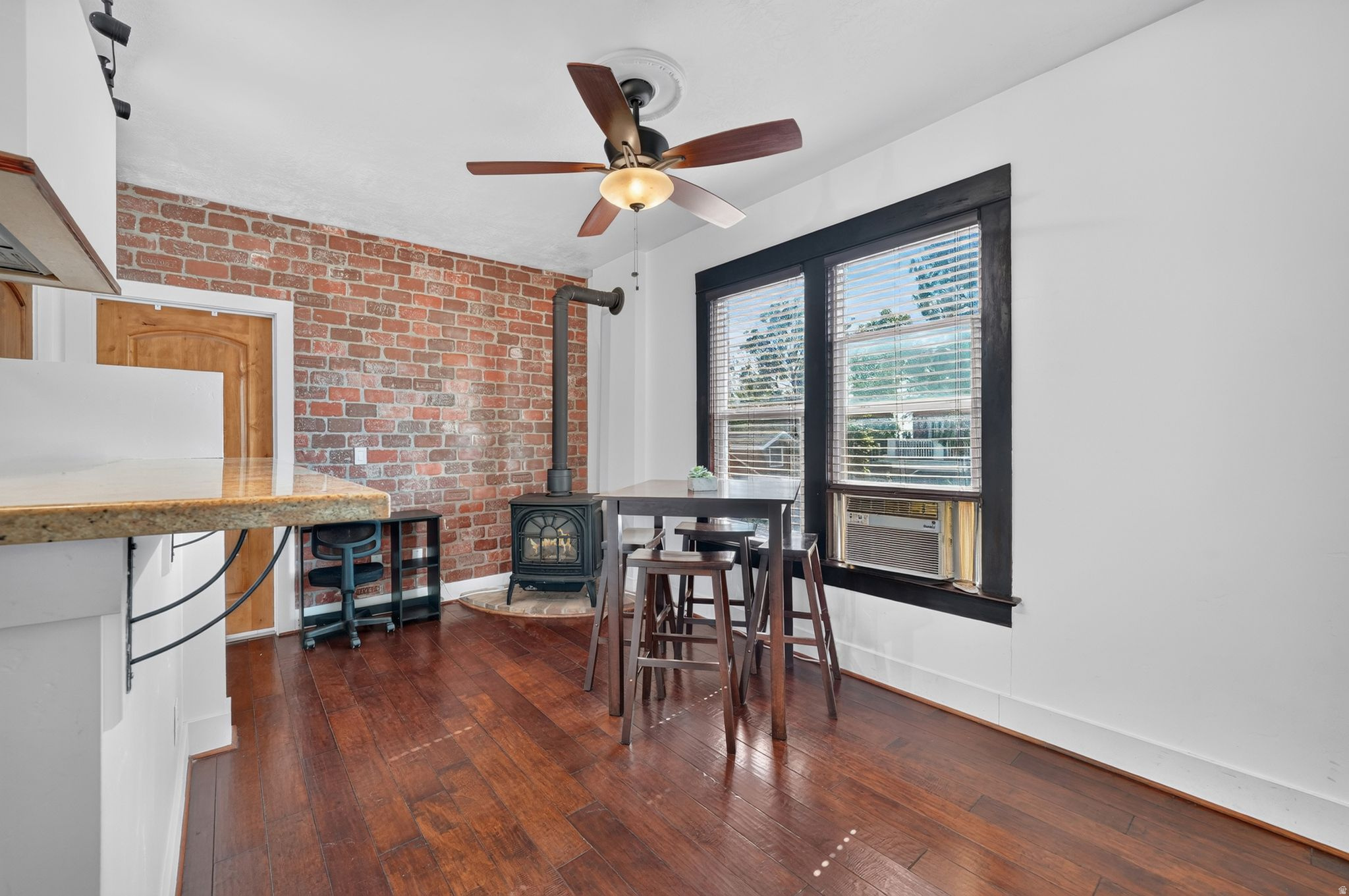 CAPITOL HILL ONE - Residential
