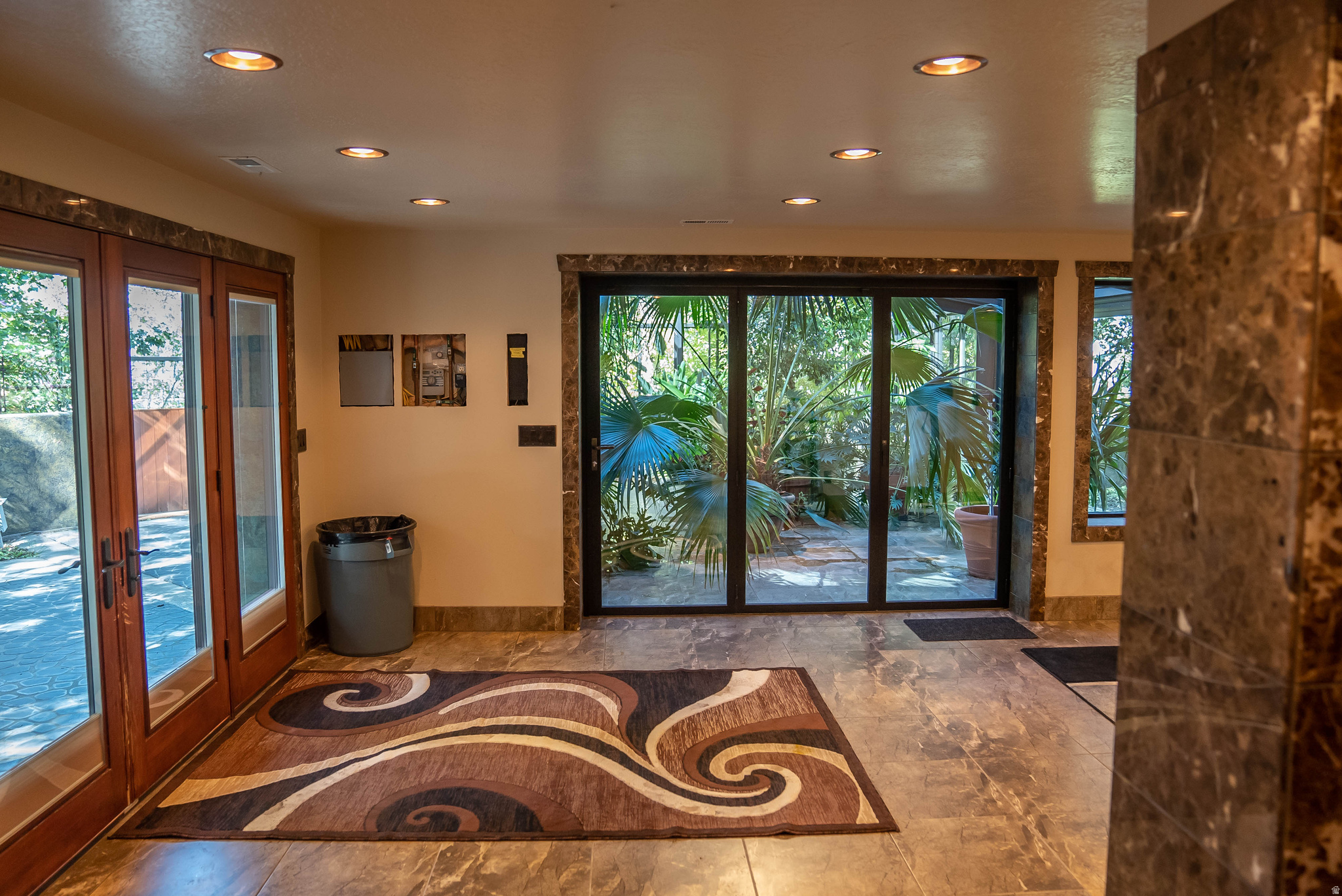 SPRING CREEK - Residential
