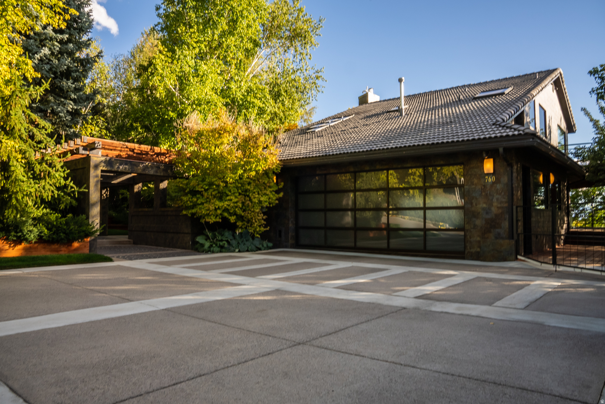 SPRING CREEK - Residential