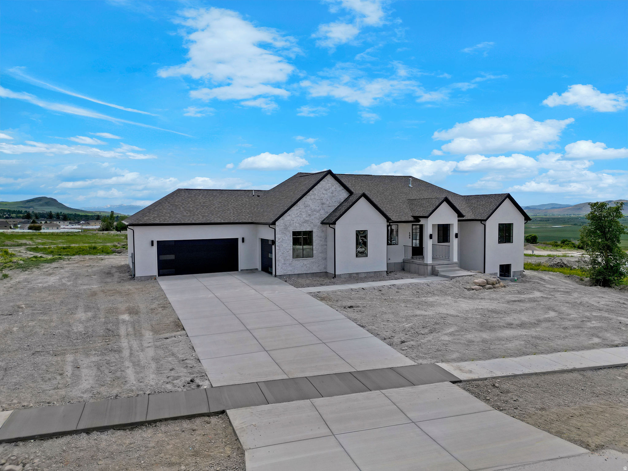 KNOLLS SUBDIVISION PHASE 1 - Residential