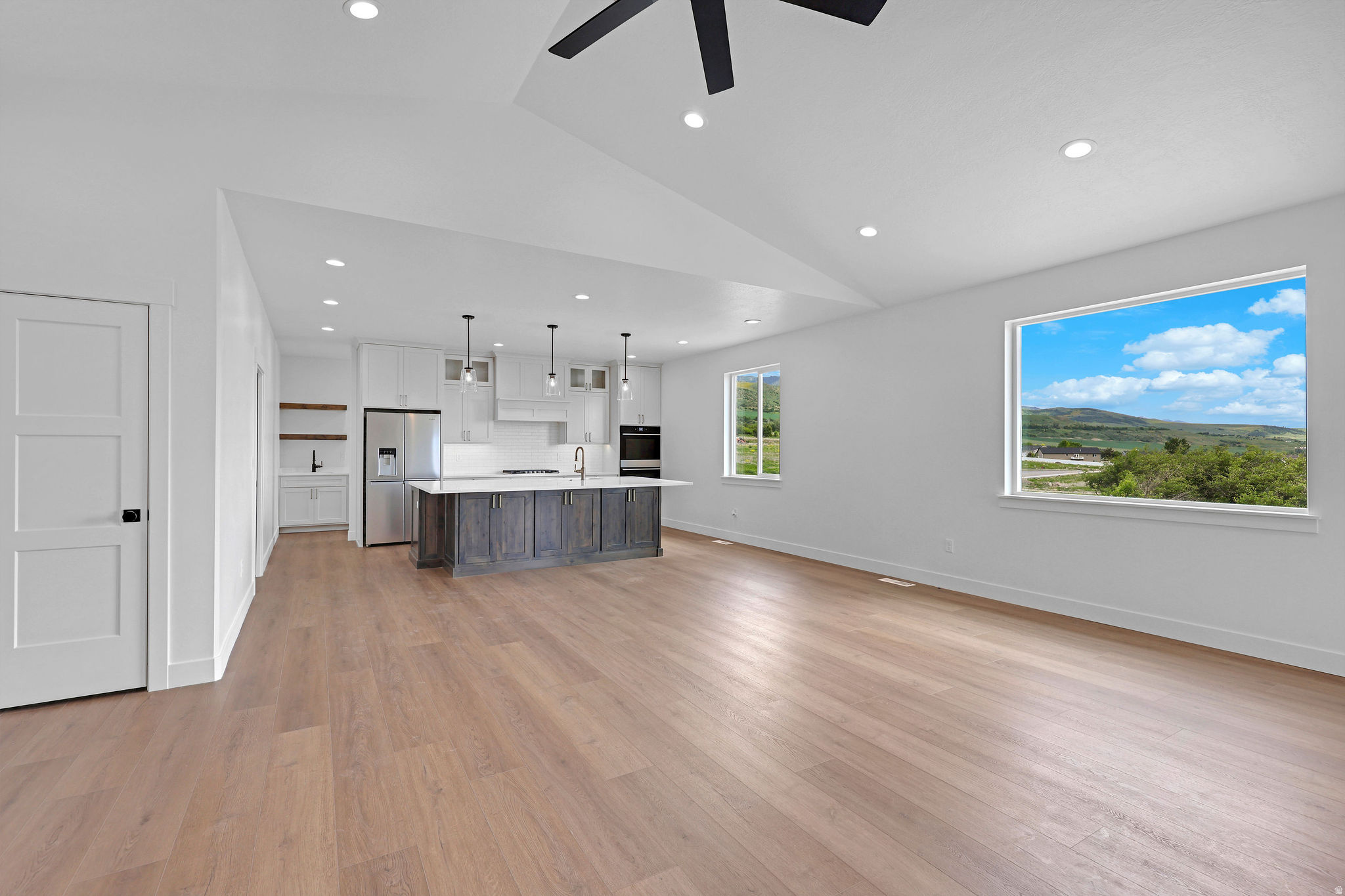 KNOLLS SUBDIVISION PHASE 1 - Residential