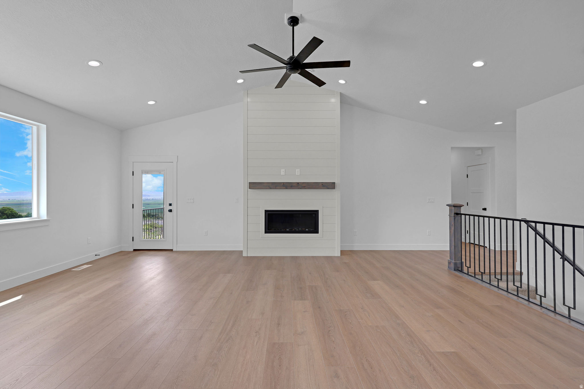 KNOLLS SUBDIVISION PHASE 1 - Residential
