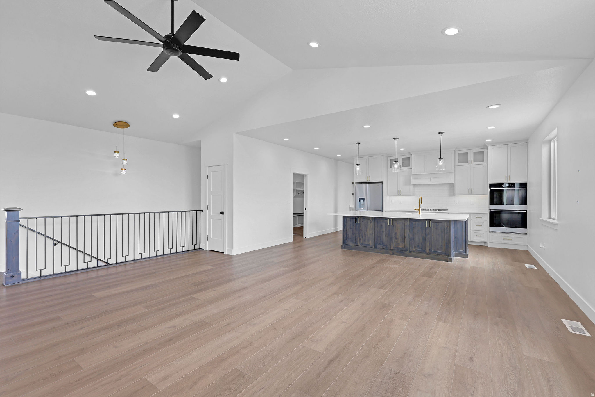 KNOLLS SUBDIVISION PHASE 1 - Residential