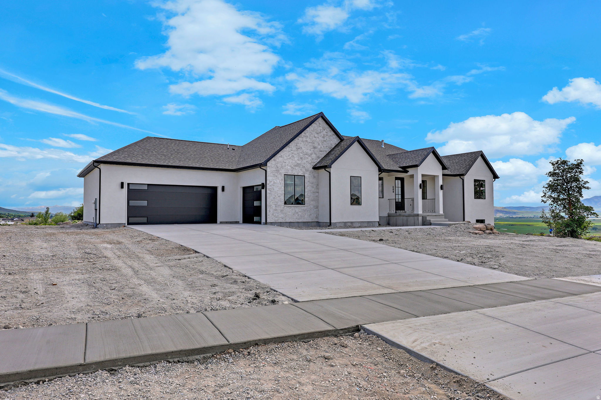 KNOLLS SUBDIVISION PHASE 1 - Residential