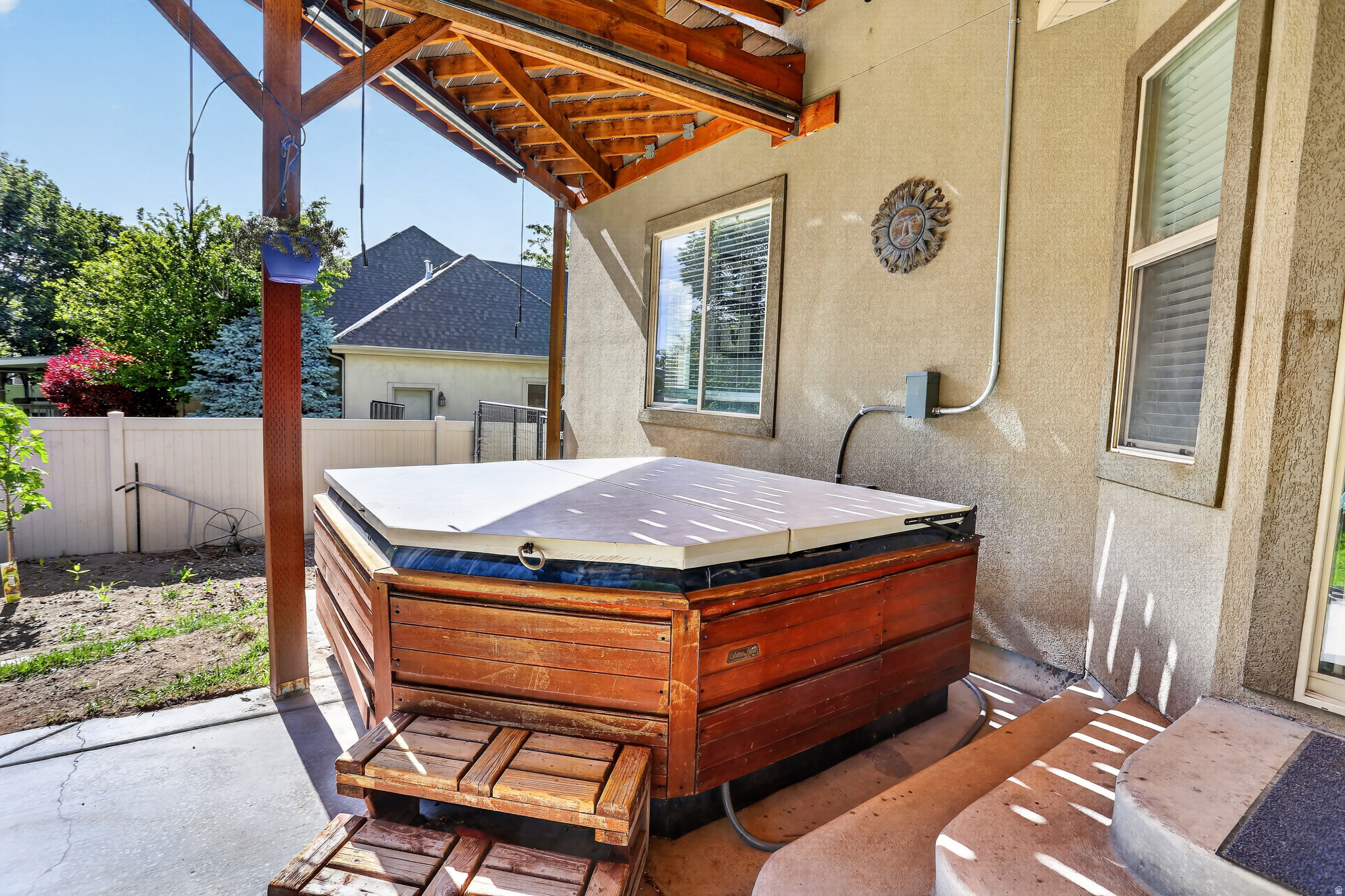 SUNNY RIDGE - Residential