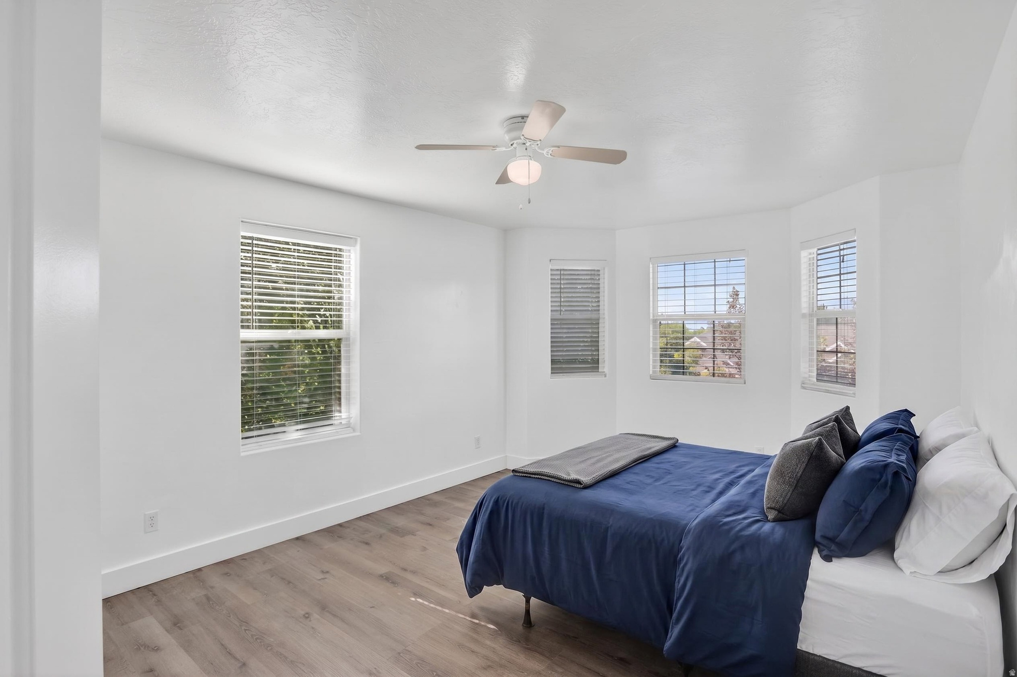 SUNNY RIDGE - Residential