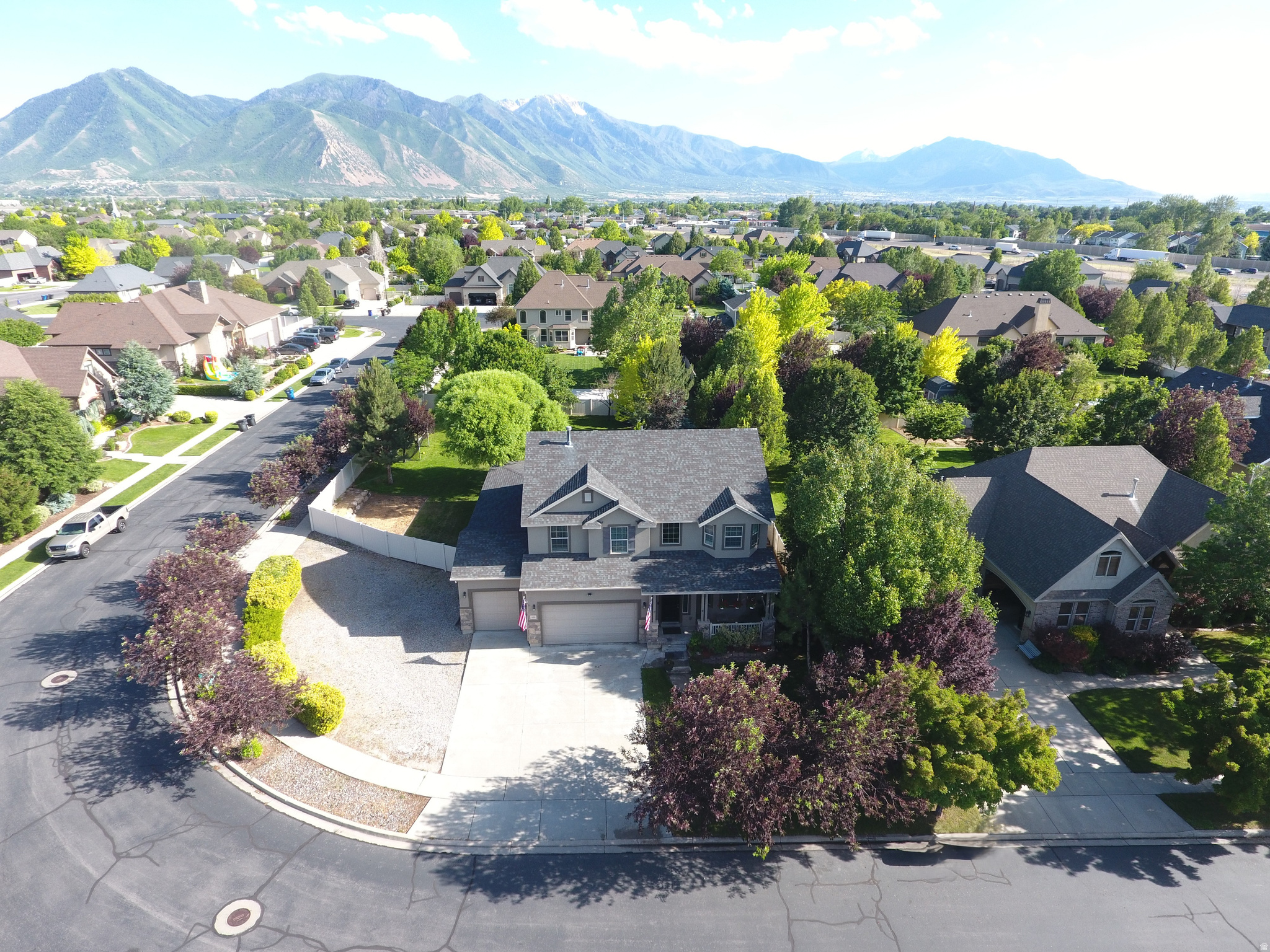 SUNNY RIDGE - Residential