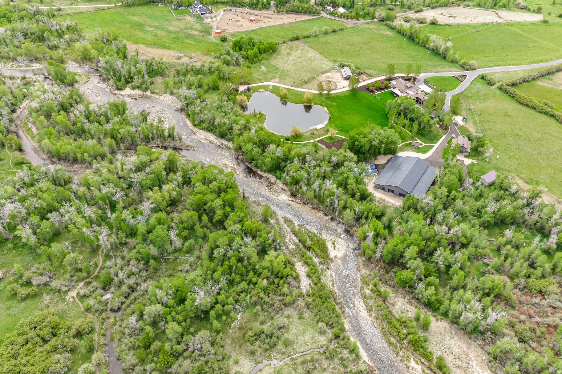 OAKLEY TOWN (BOULDERVILLE) - Residential