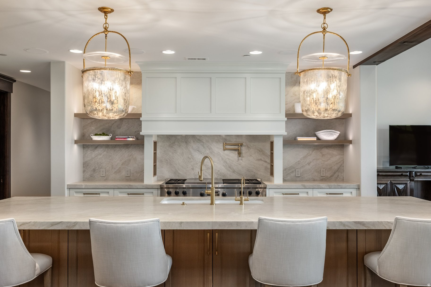 OAKLEY TOWN (BOULDERVILLE) - Residential