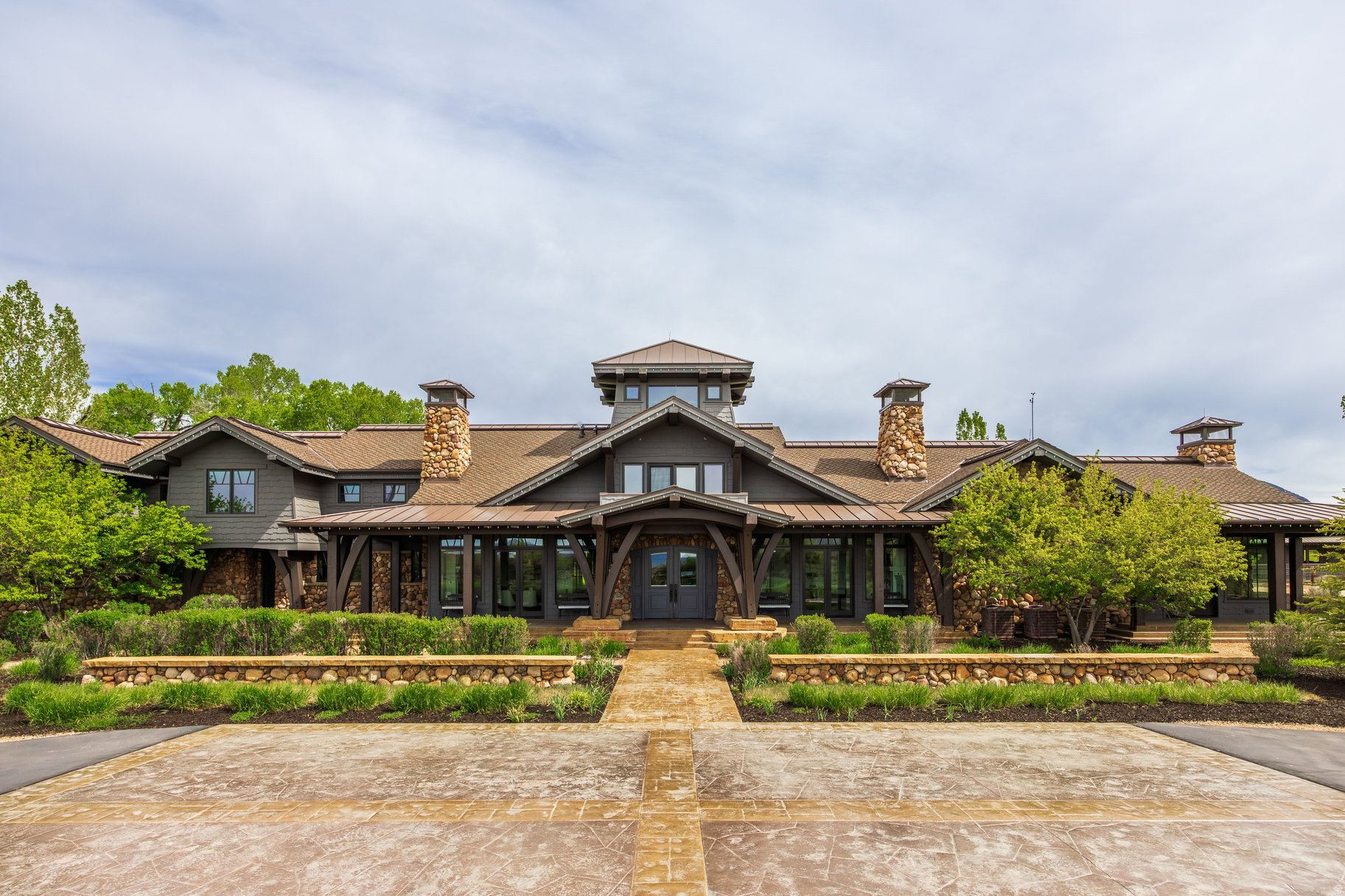 OAKLEY TOWN (BOULDERVILLE) - Residential