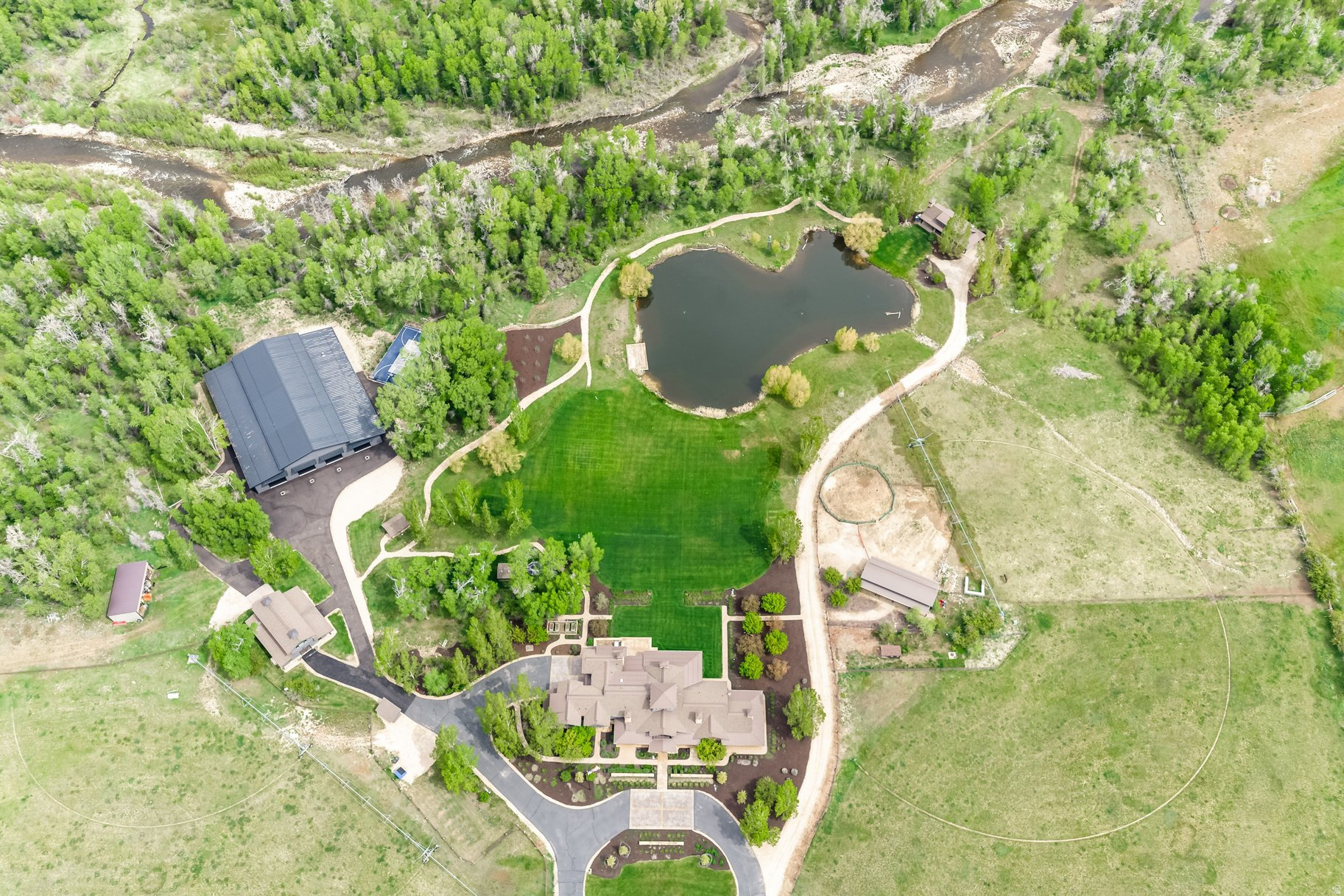 OAKLEY TOWN (BOULDERVILLE) - Residential