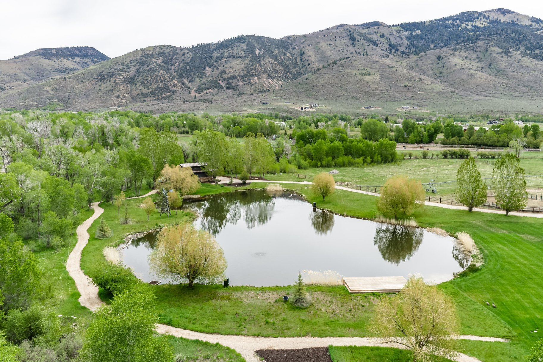 OAKLEY TOWN (BOULDERVILLE) - Residential