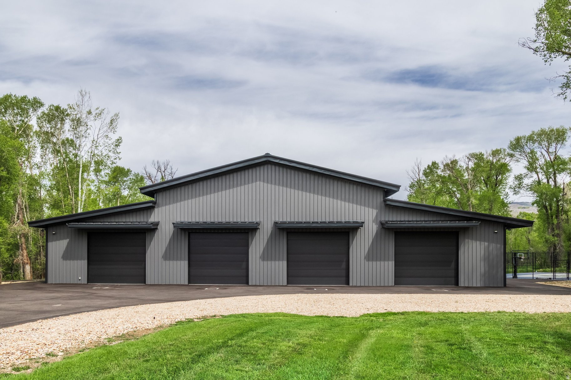 OAKLEY TOWN (BOULDERVILLE) - Residential