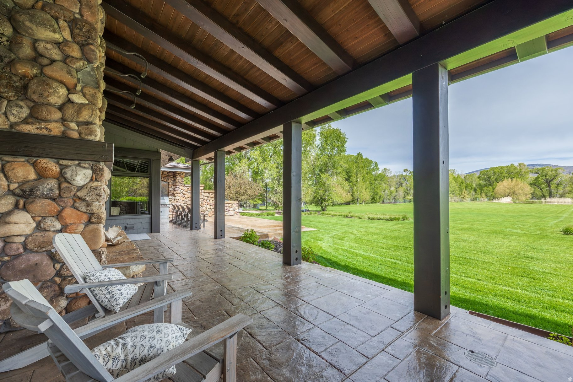 OAKLEY TOWN (BOULDERVILLE) - Residential