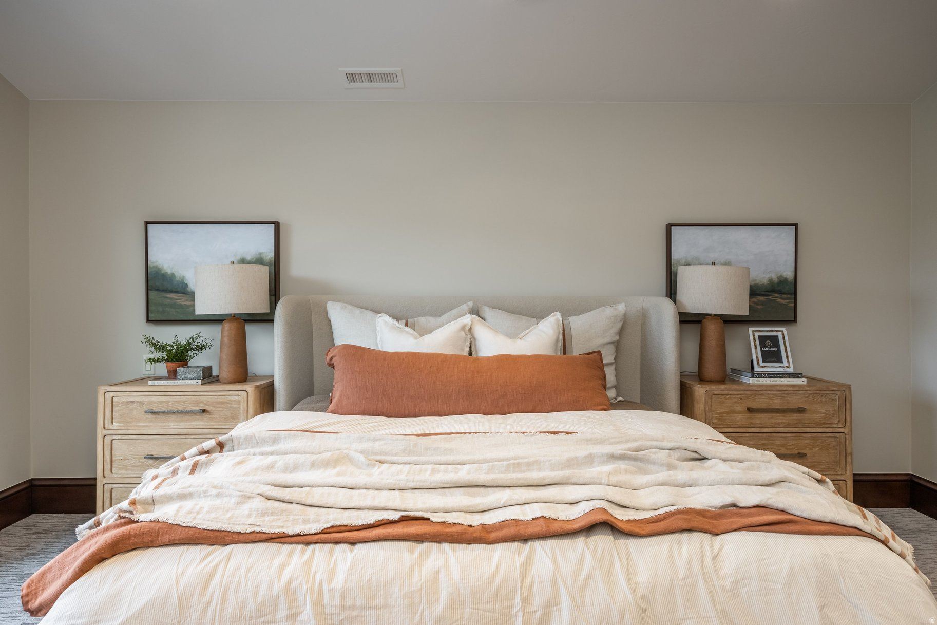 OAKLEY TOWN (BOULDERVILLE) - Residential