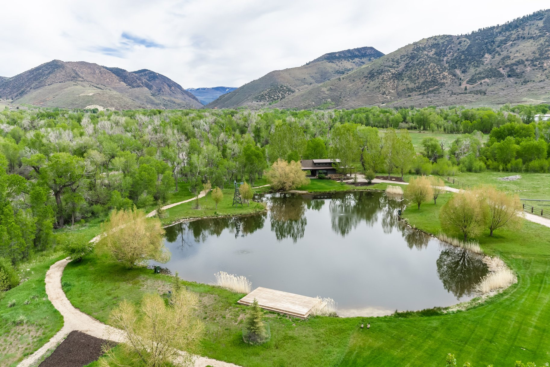 OAKLEY TOWN (BOULDERVILLE) - Residential