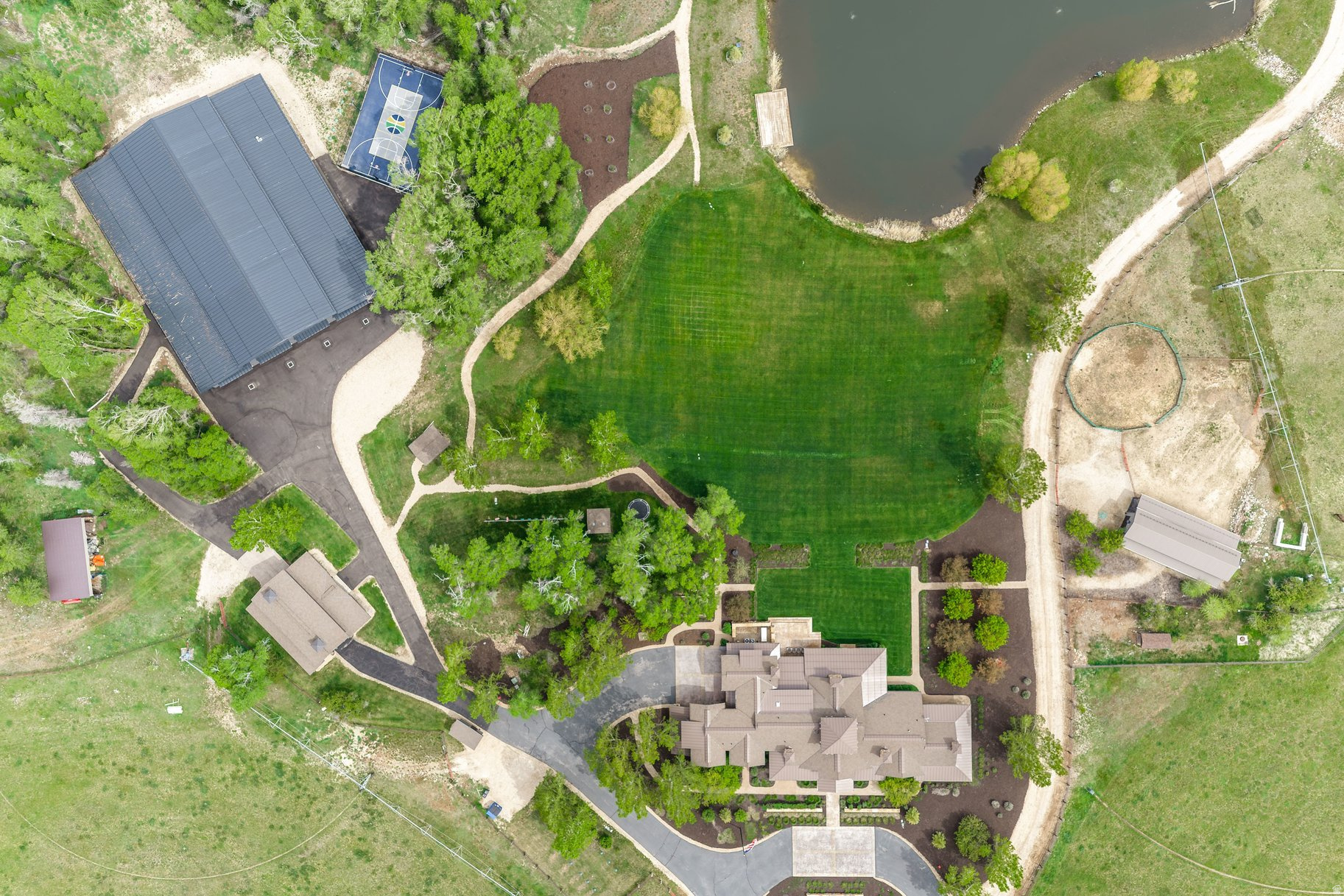 OAKLEY TOWN (BOULDERVILLE) - Residential
