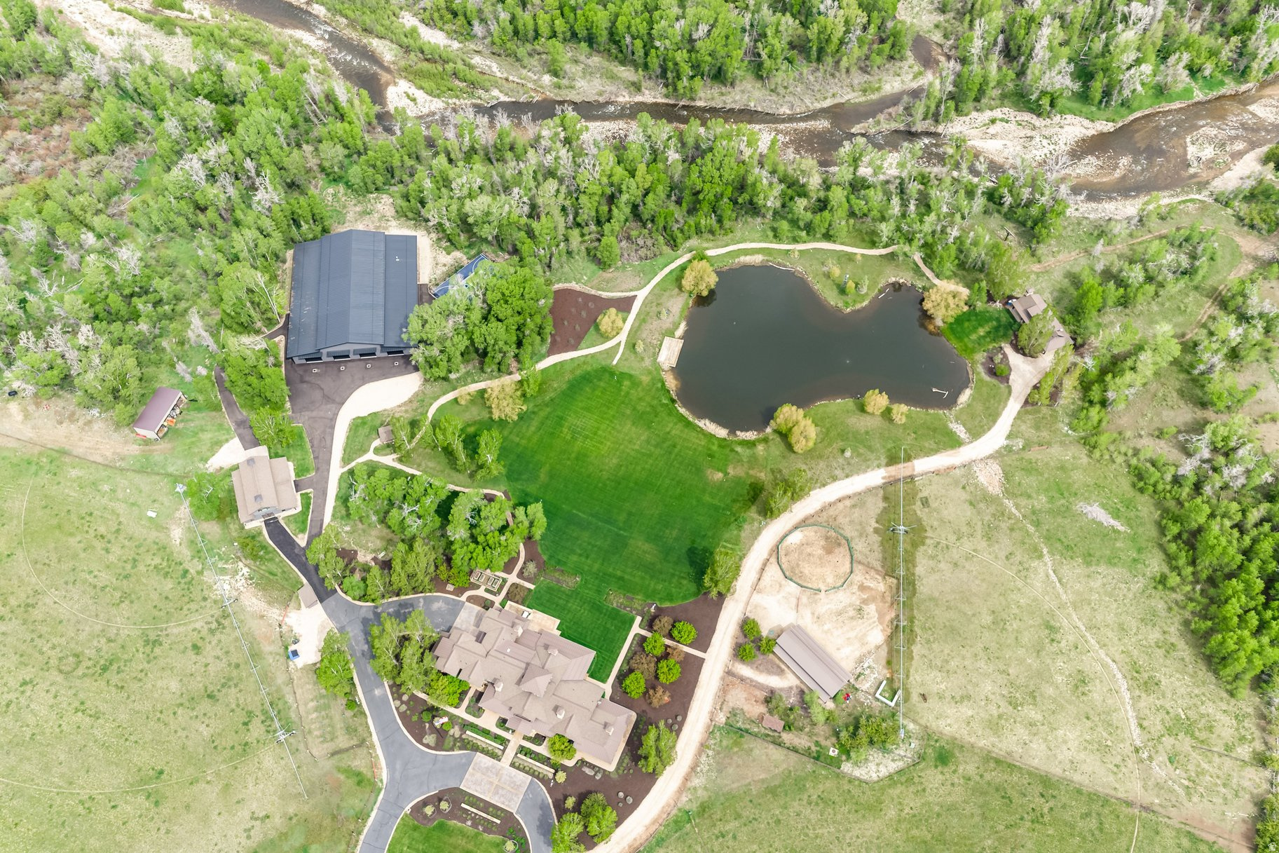 OAKLEY TOWN (BOULDERVILLE) - Residential