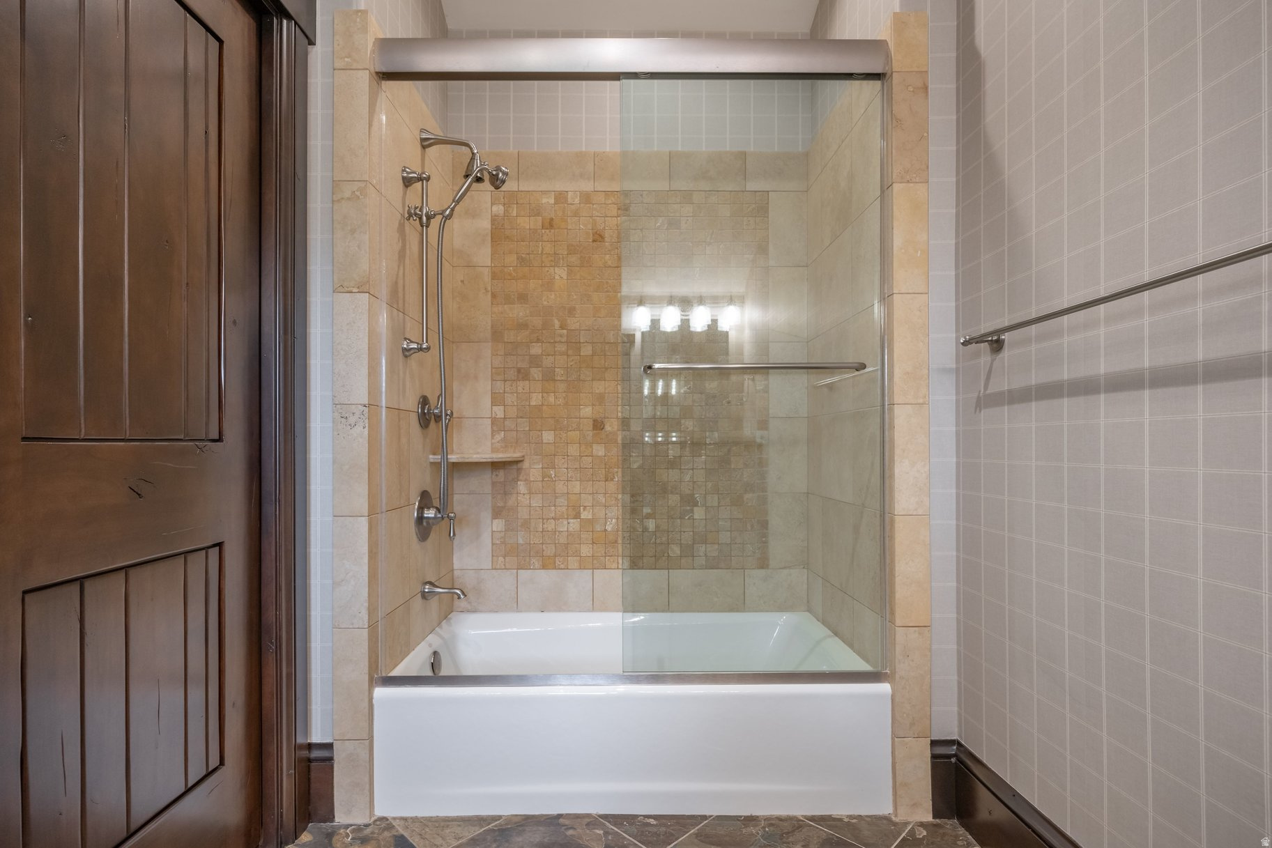 OAKLEY TOWN (BOULDERVILLE) - Residential