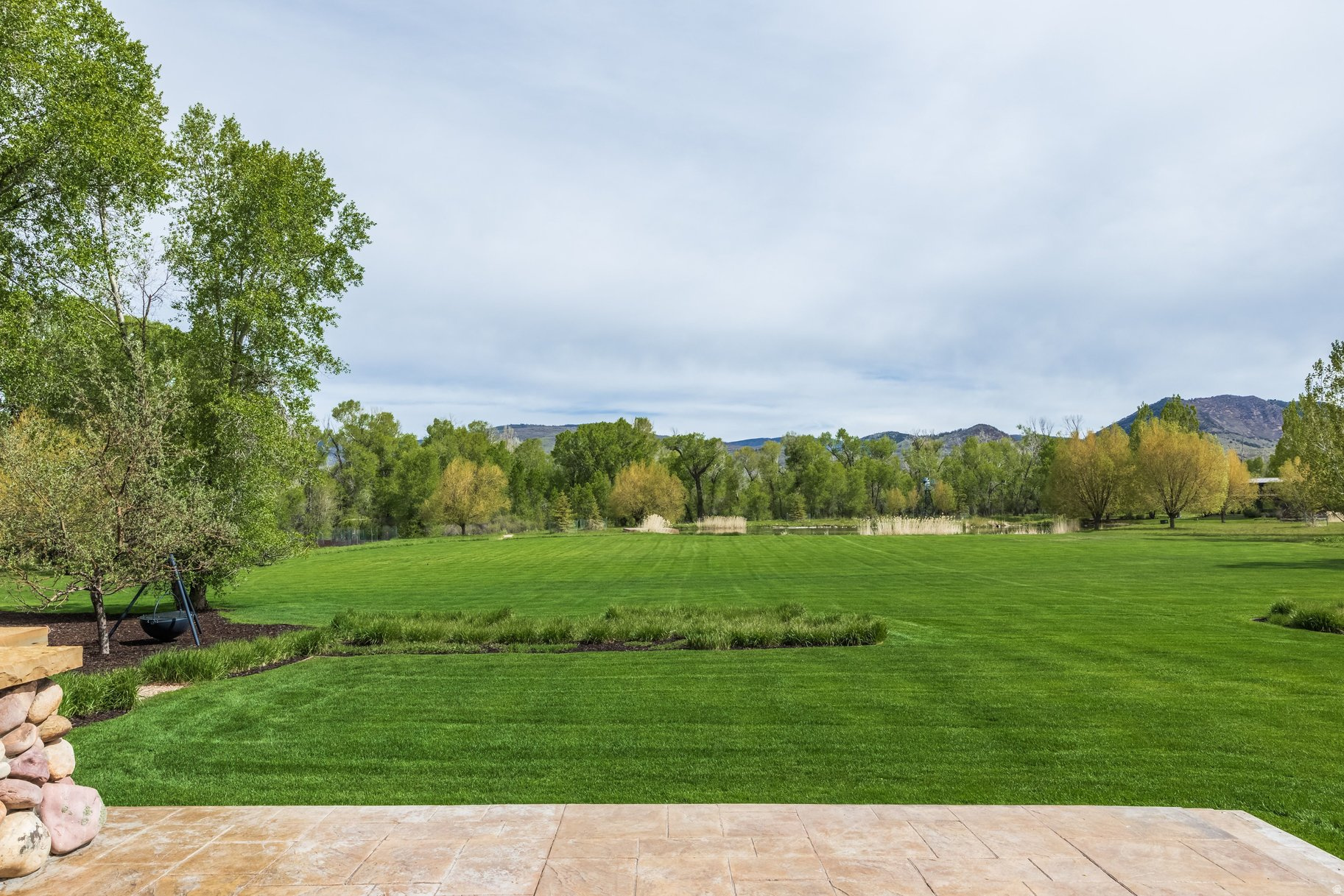 OAKLEY TOWN (BOULDERVILLE) - Residential