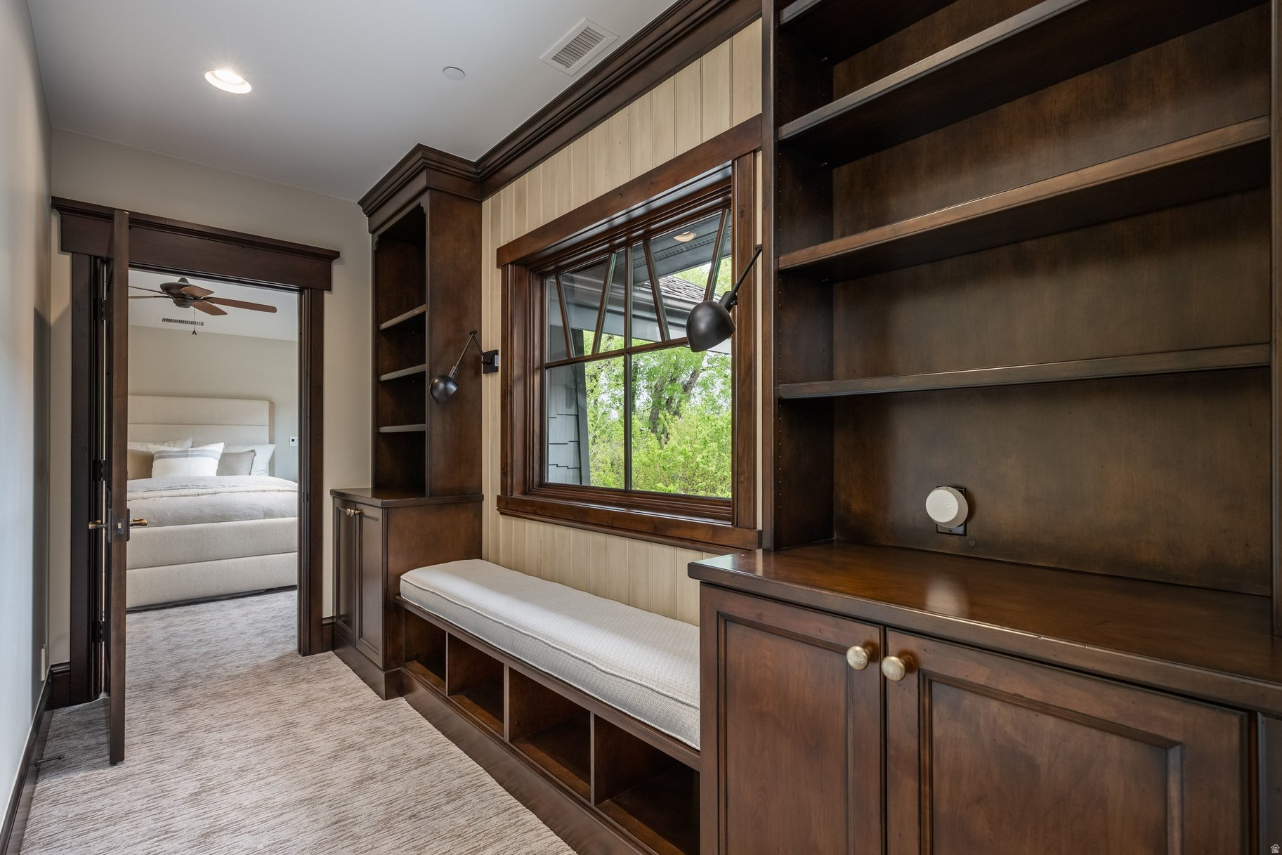 OAKLEY TOWN (BOULDERVILLE) - Residential