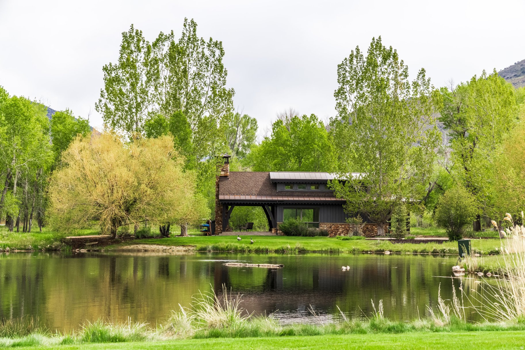 OAKLEY TOWN (BOULDERVILLE) - Residential